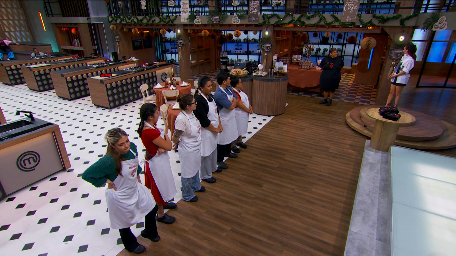 Las galletas y un café definirán el futuro de los Cocineros durante el viernes de Última Salvación de MasterChef 24/7