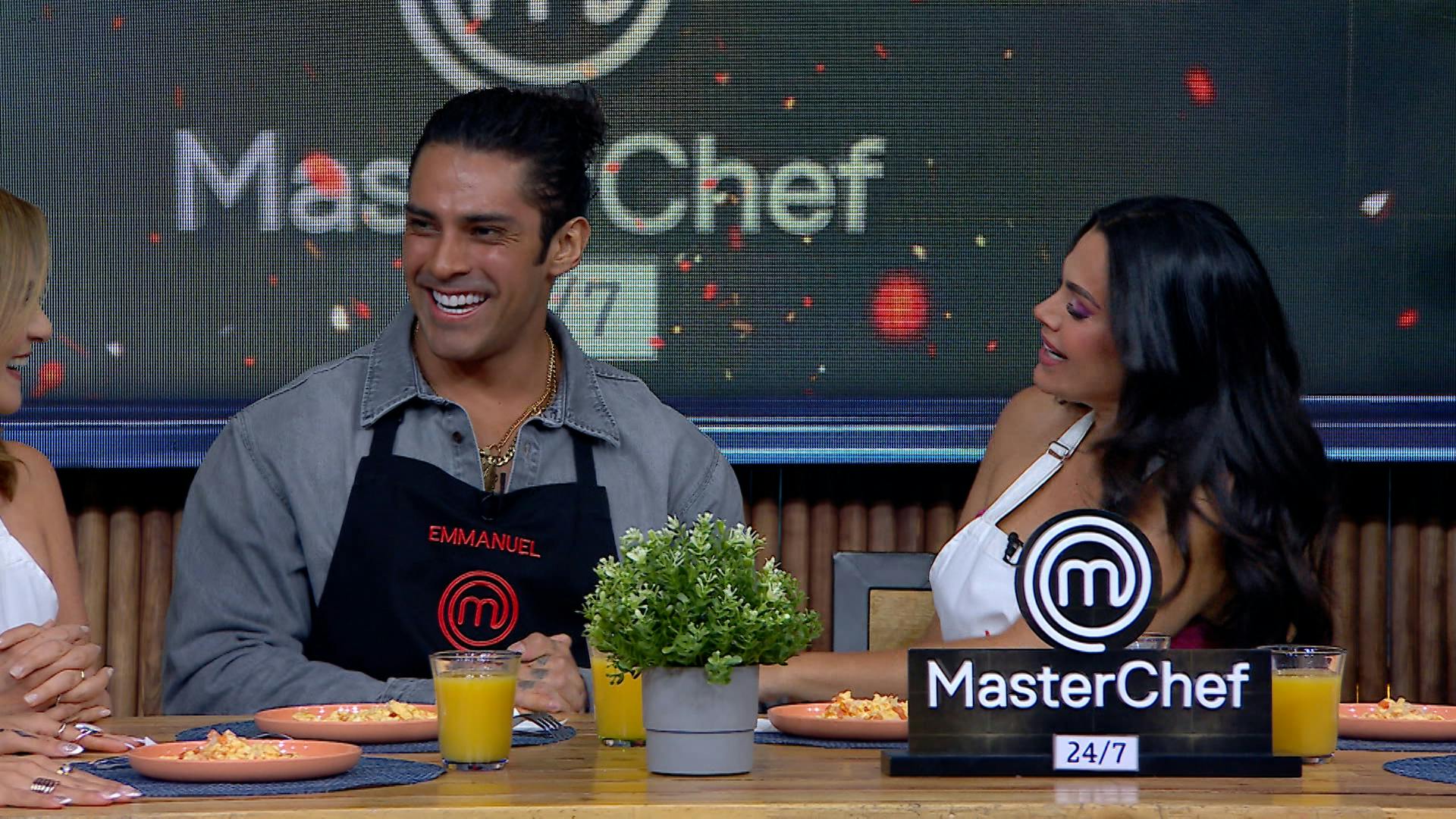 ¡Carmen e Ixdit se dieron fuerte y Emmanuel reveló por qué no le pidió ser novios en MasterChef 24/7!