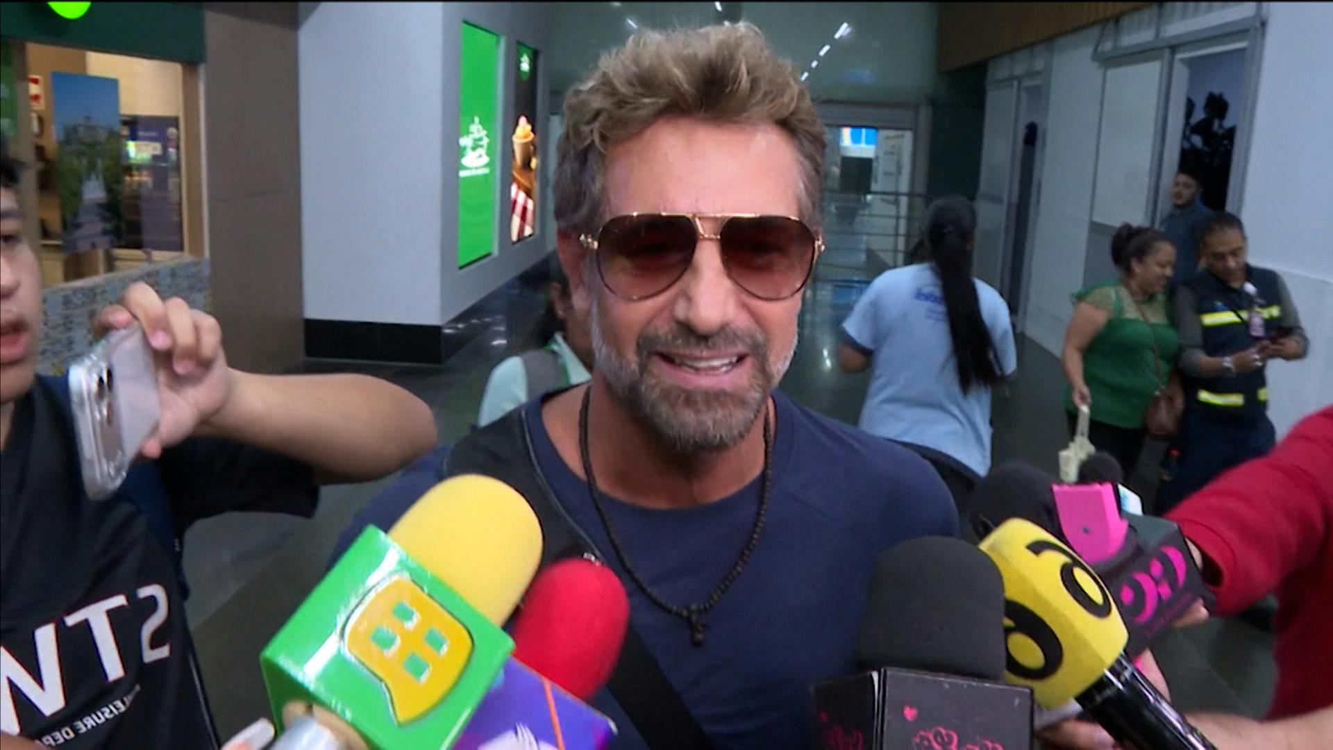Gabriel Soto revela si el escándalo con Ana Carla Sinclair afectó su relación con Colibrí Jiménez