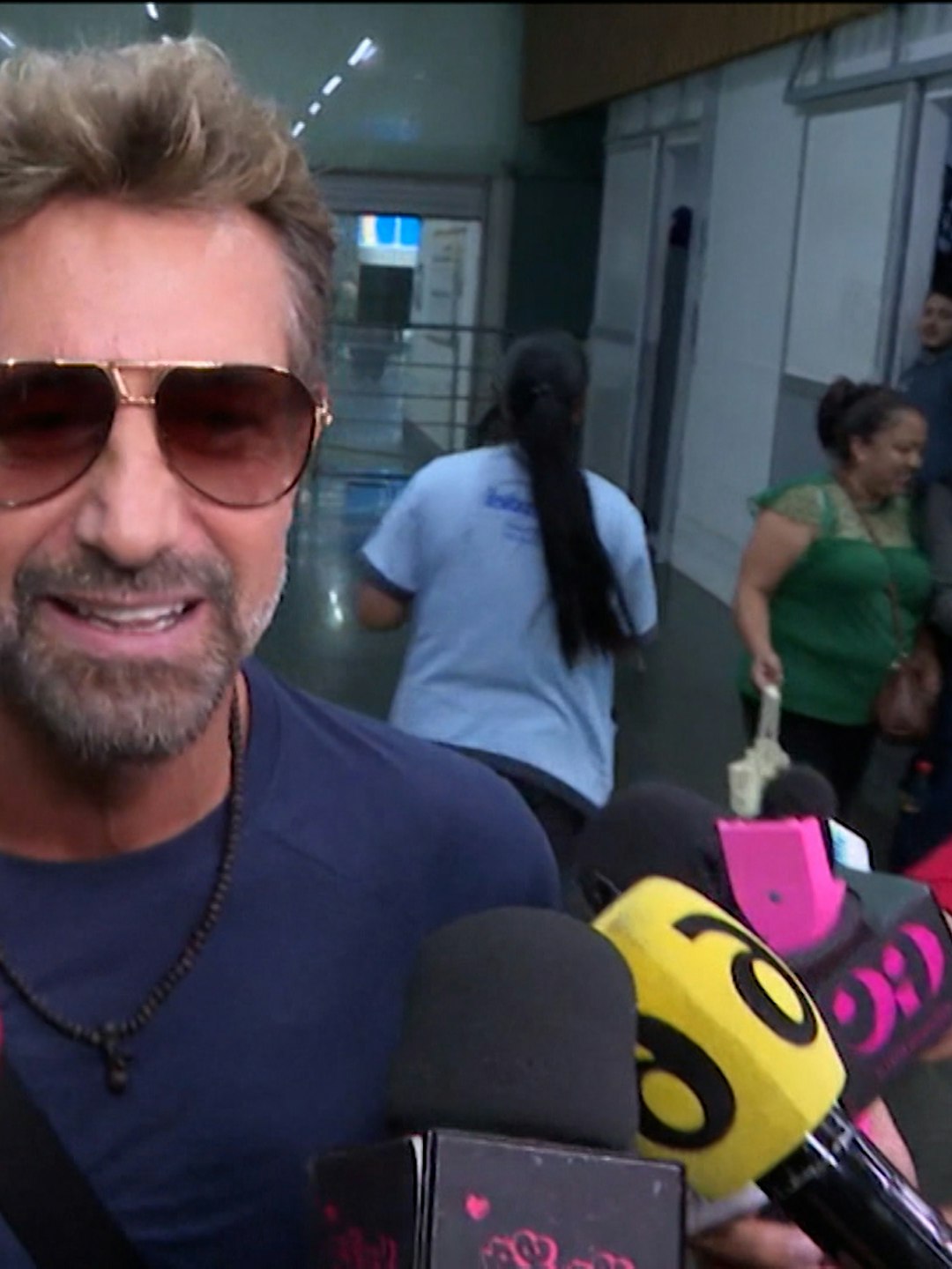 Gabriel Soto revela si el escándalo con Ana Carla Sinclair afectó su relación con Colibrí Jiménez