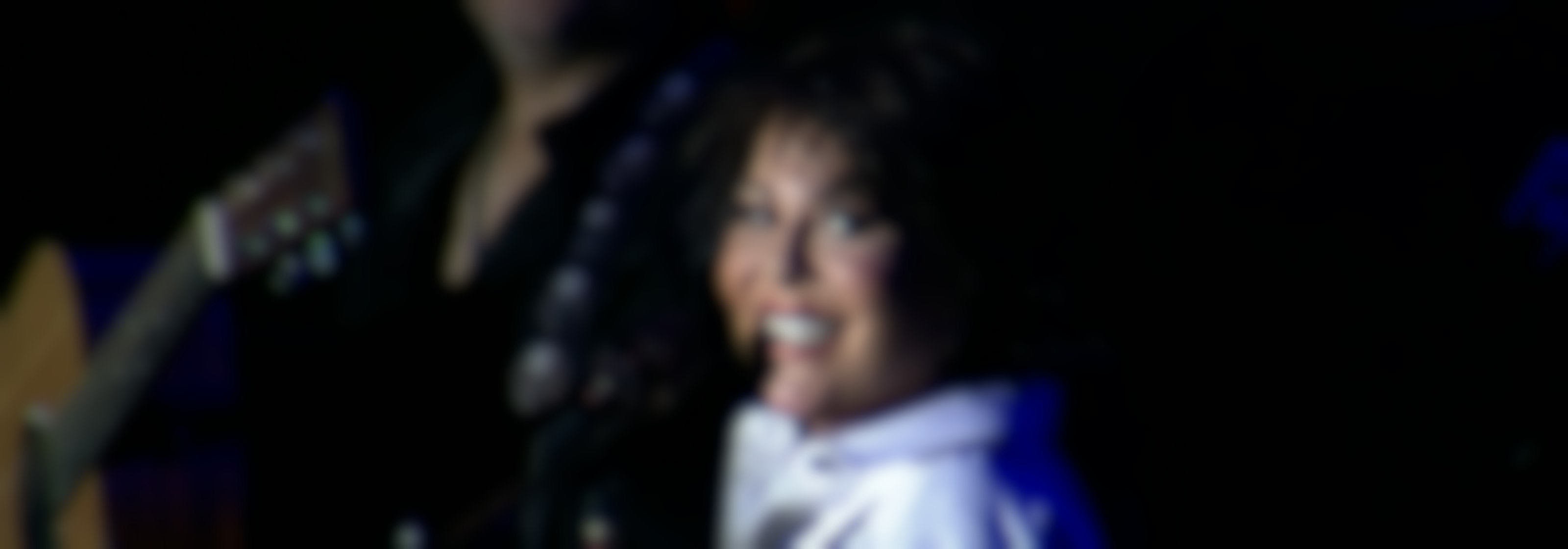 Exclusiva | Así se vivió el regreso a los escenarios de Alejandra Guzmán: “Llevó un año luchando para estar aquí con ustedes”
