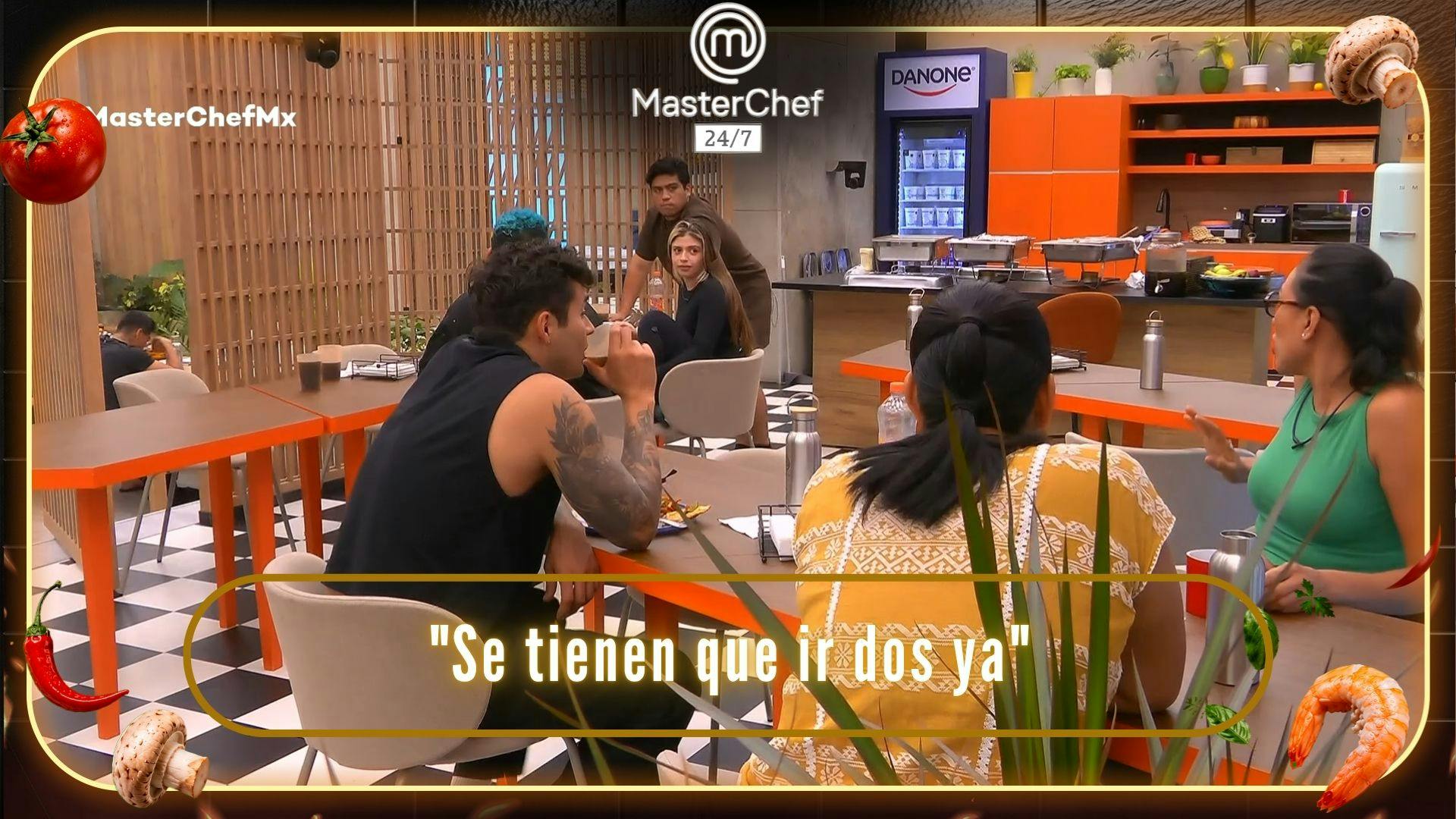 “Se tienen que ir dos ya": Los cocineros especulan sobre qué pasará en la recta final de MasterChef 24/7 (VIDEO)