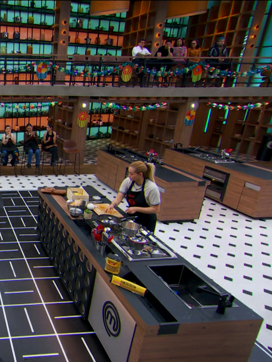 MasterChef 24/7 | Ixdit apuesta por un platillo tailandés y Julio por un clásico mexicano: ¿Quién logrará conquistar a la Chef Zahie Téllez?