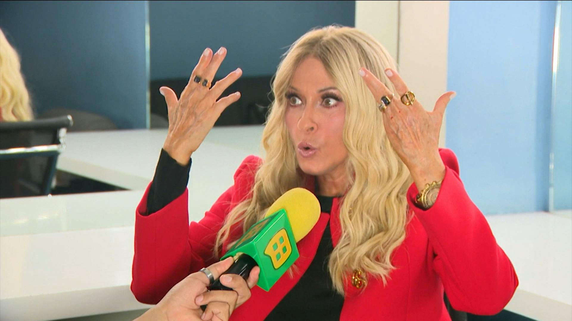 EN EXCLUSIVA: Yuri revela que sobrevivió a un cáncer de intestino que mantuvo en secreto por años