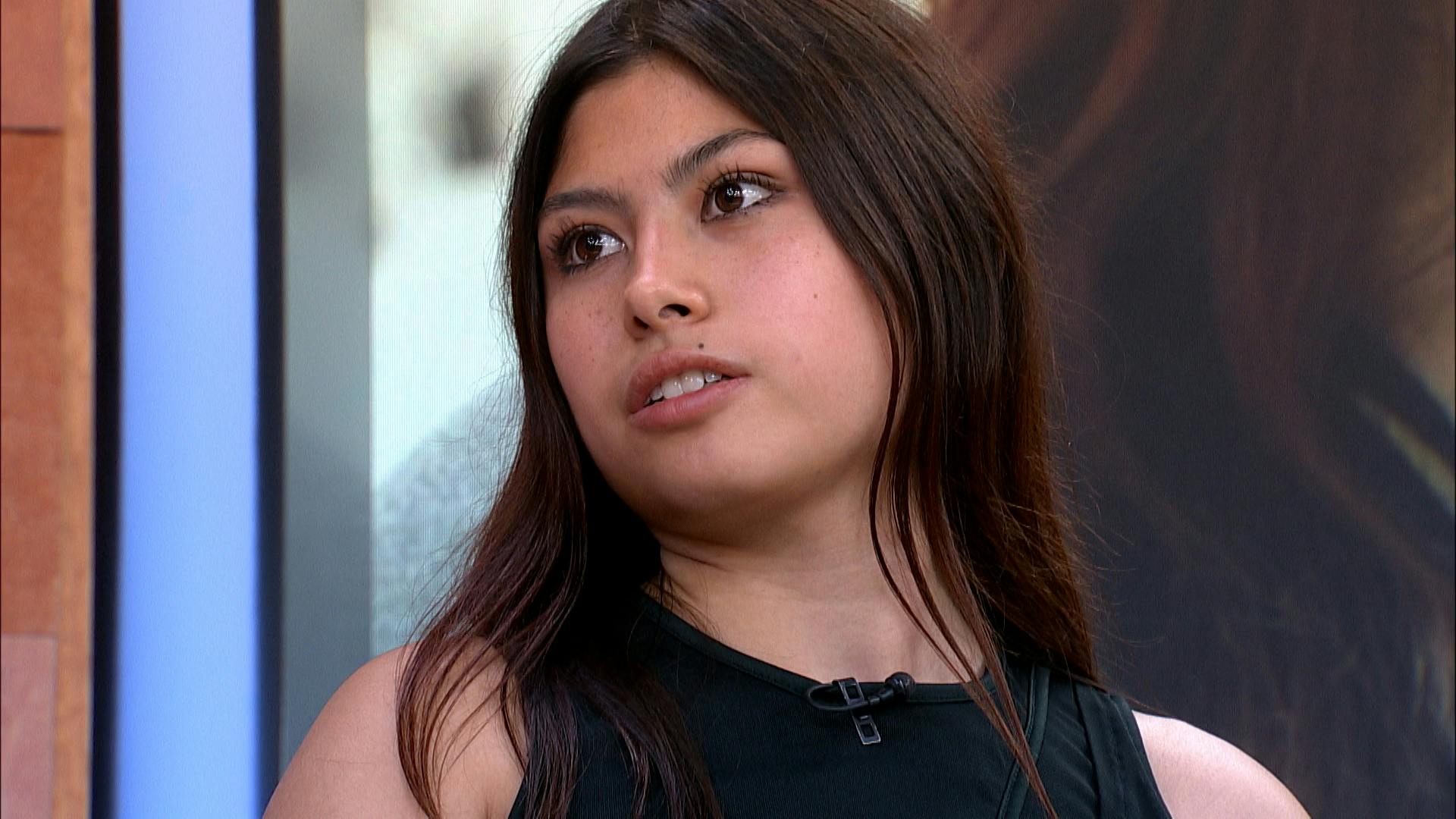 Vanessa le pide dinero a su novio para pagar la renta, pero no lo quiere invitar a las fiestas que hace en su departamento
