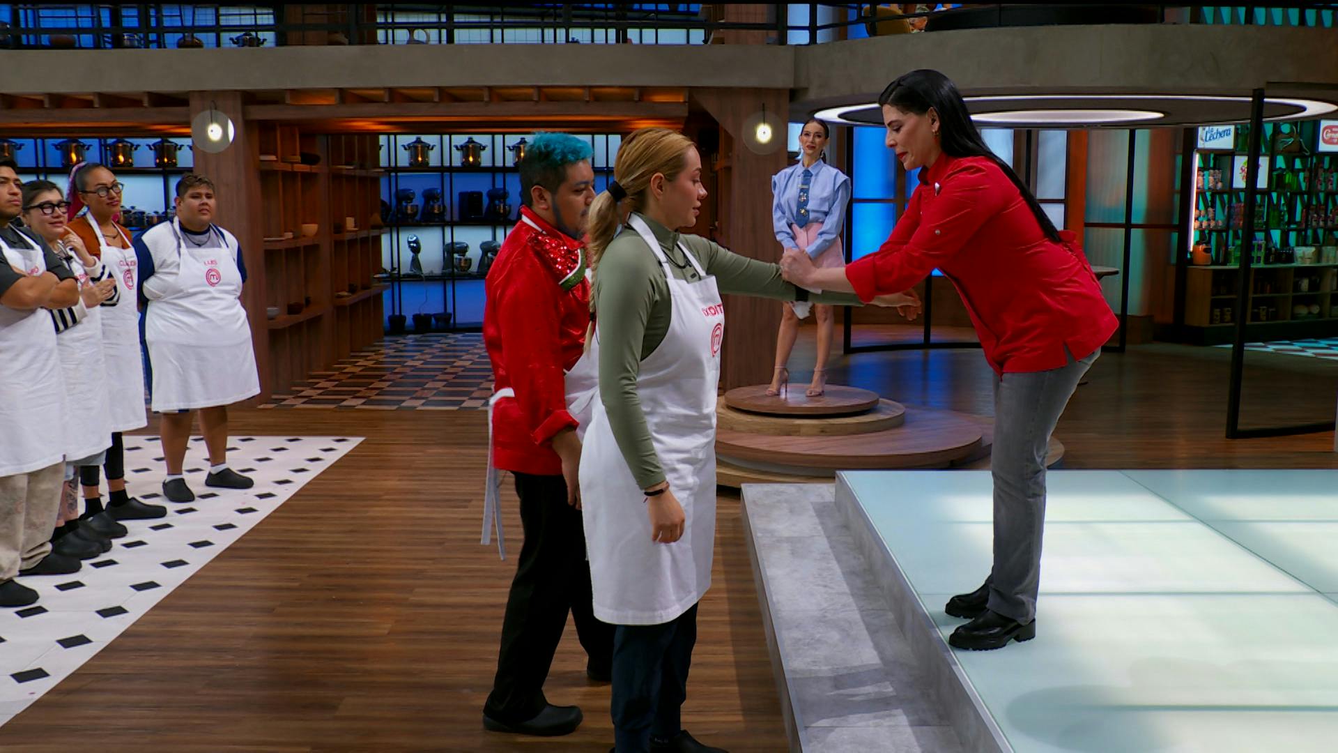 Conoce los beneficios de los ganadores del reto de esta noche y el castigo de los Cocineros que entregaron los peores platillos en MasterChef 24/7