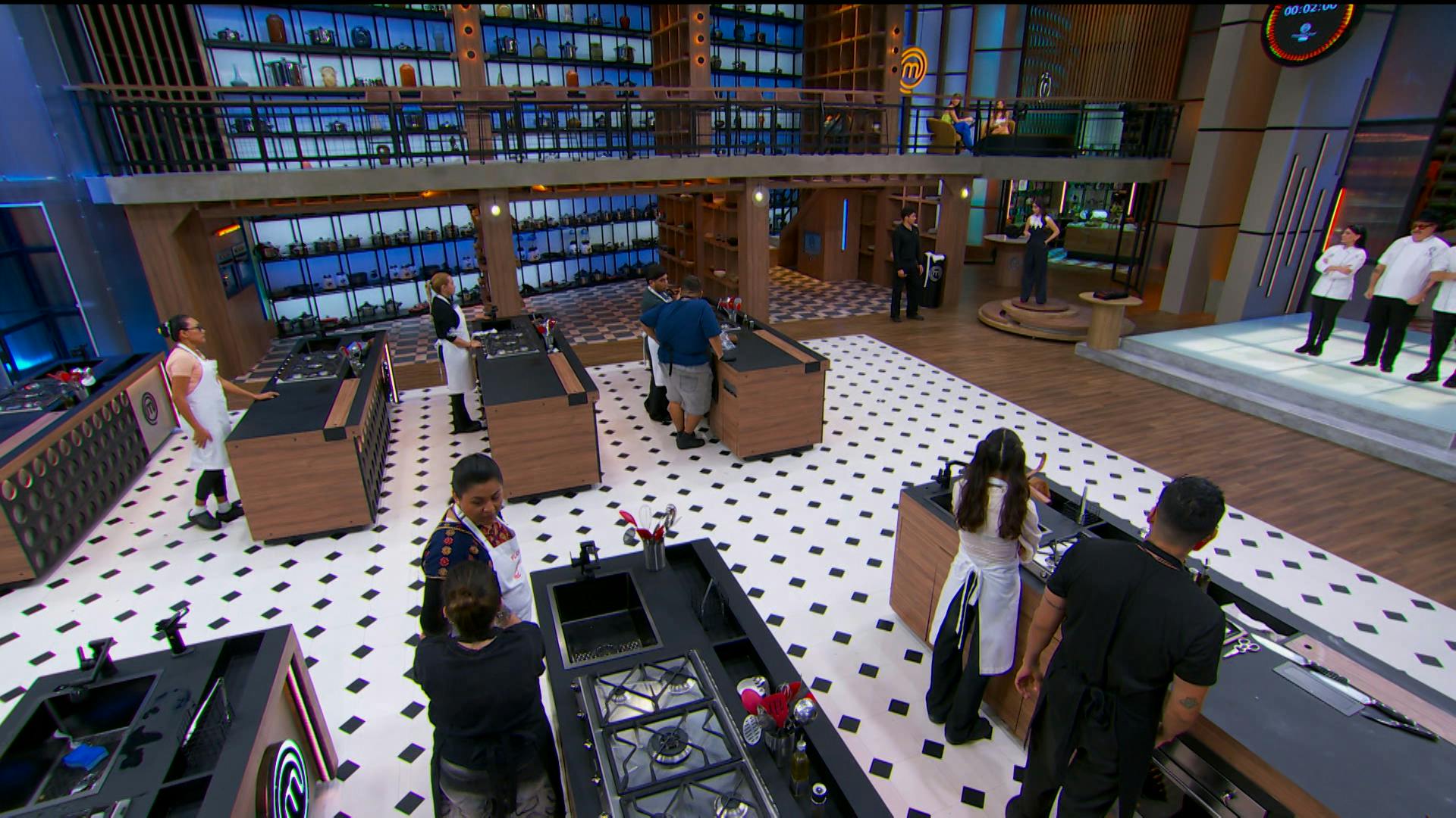 Los participantes cambiarán de lugar y alguien más cocinará por ellos en el segundo reto de MasterChef 24/7