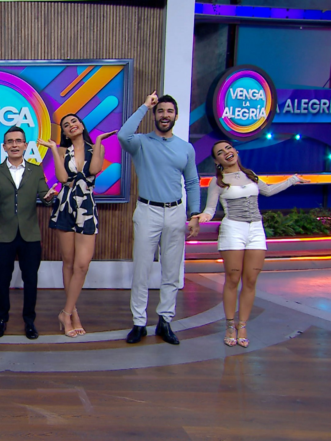 Venga La Alegría | Programa 13 de agosto 2026 Parte 1 | Todo sobre la graduación de prepa de Cristian Castro y mucho más