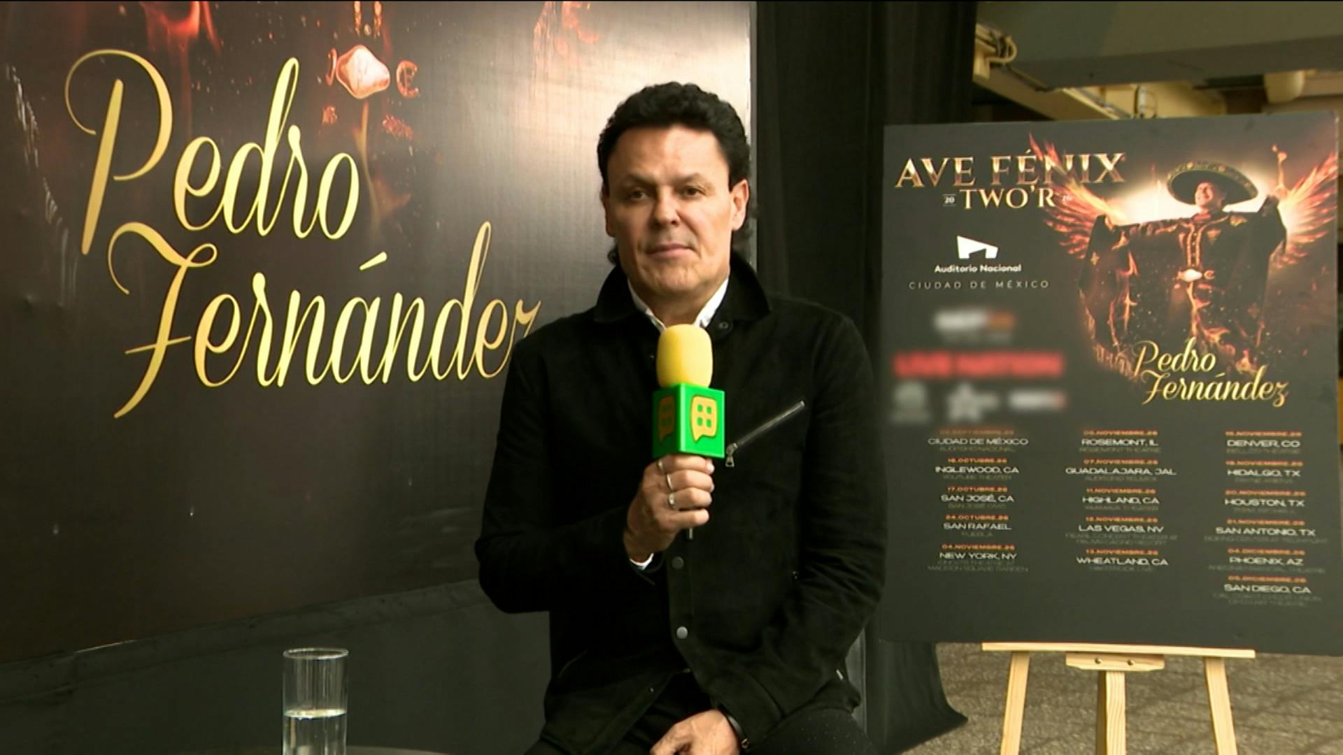 Exclusiva: Pedro Fernández felicita a Cristian Castro tras graduarse de la preparatoria