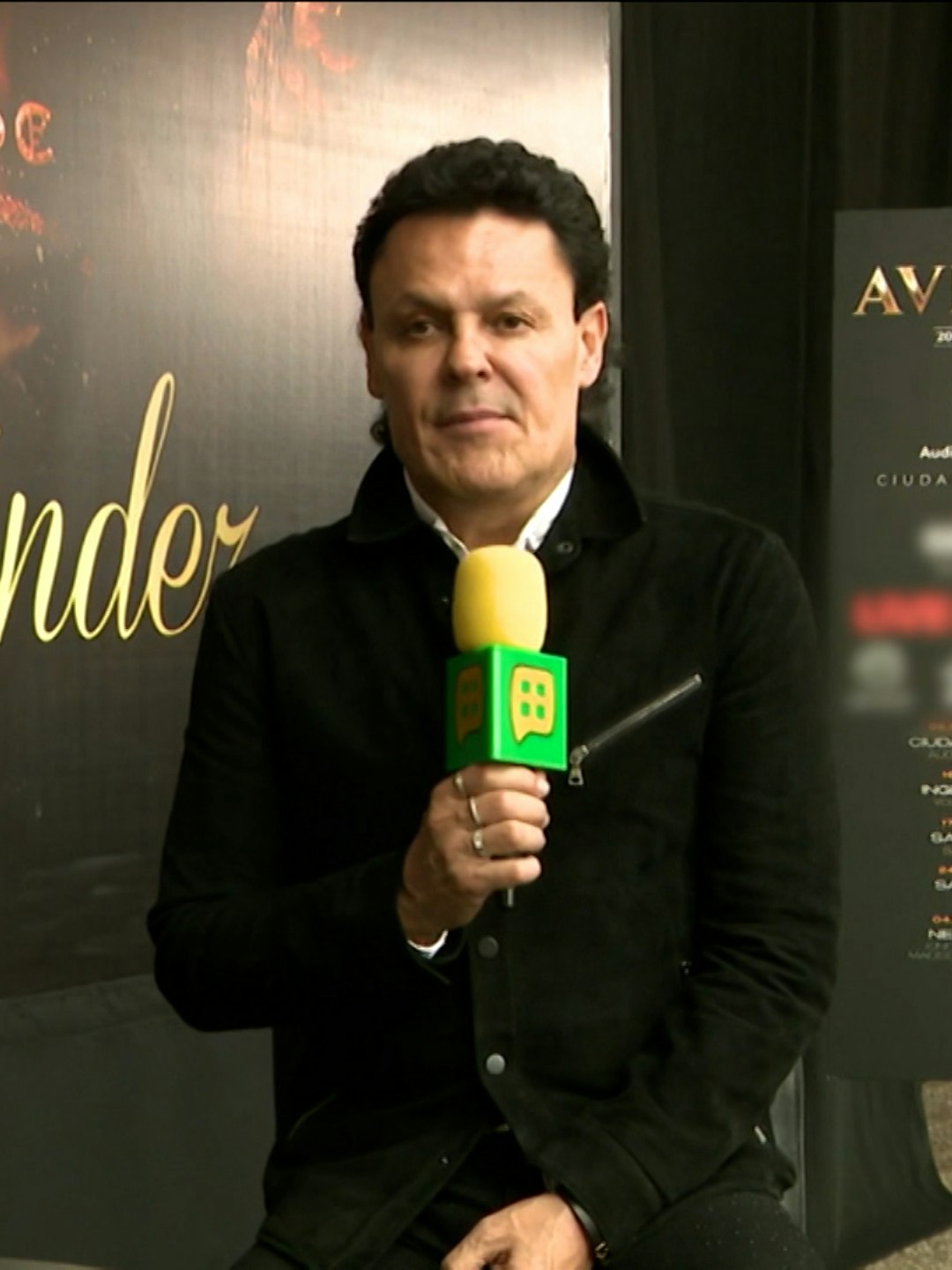 Exclusiva: Pedro Fernández felicita a Cristian Castro tras graduarse de la preparatoria