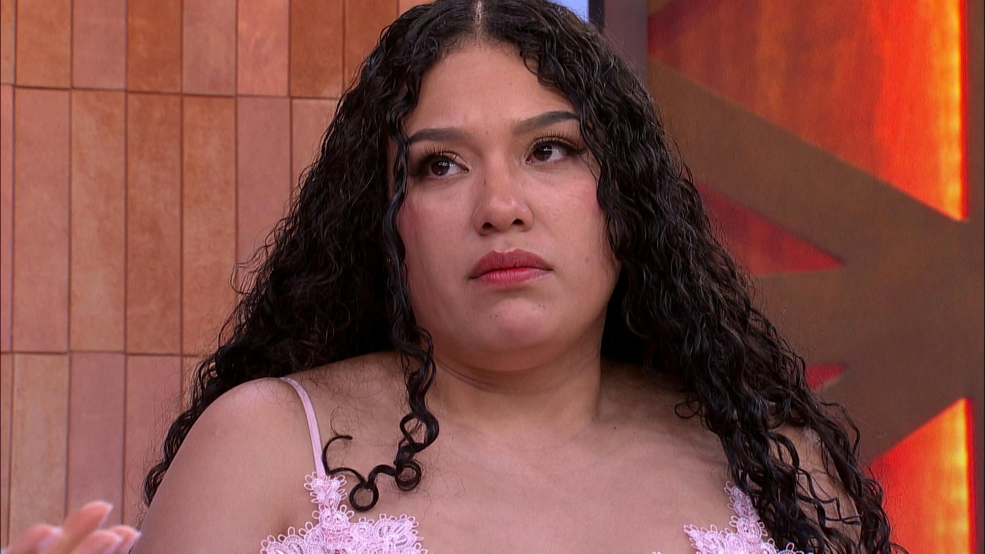 ¡La mamá de Katia utiliza a su nieto para embaucar a un hombre!