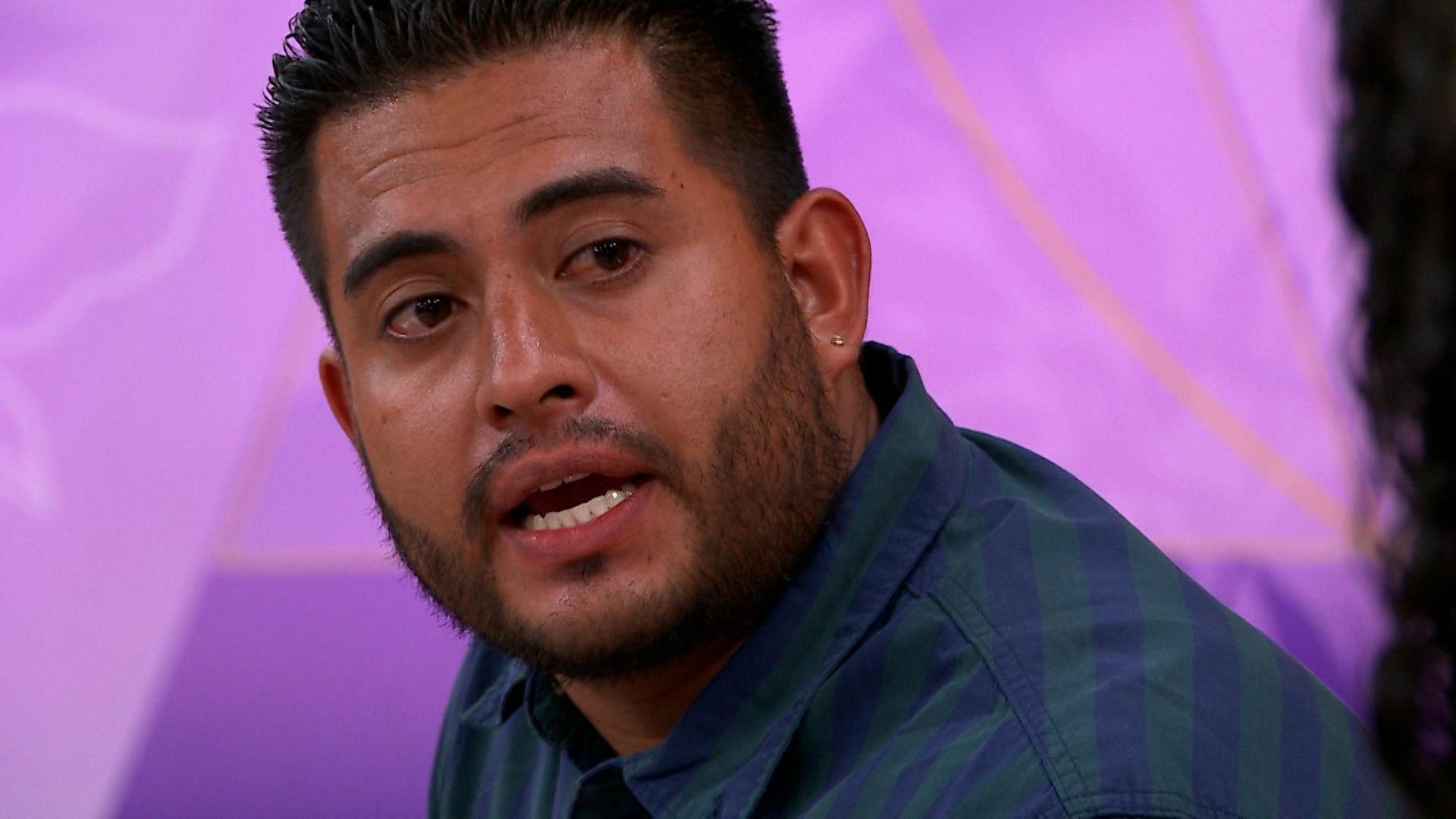 ¿No es un hambreado? ¡Luis recibió dinero por su hijo!