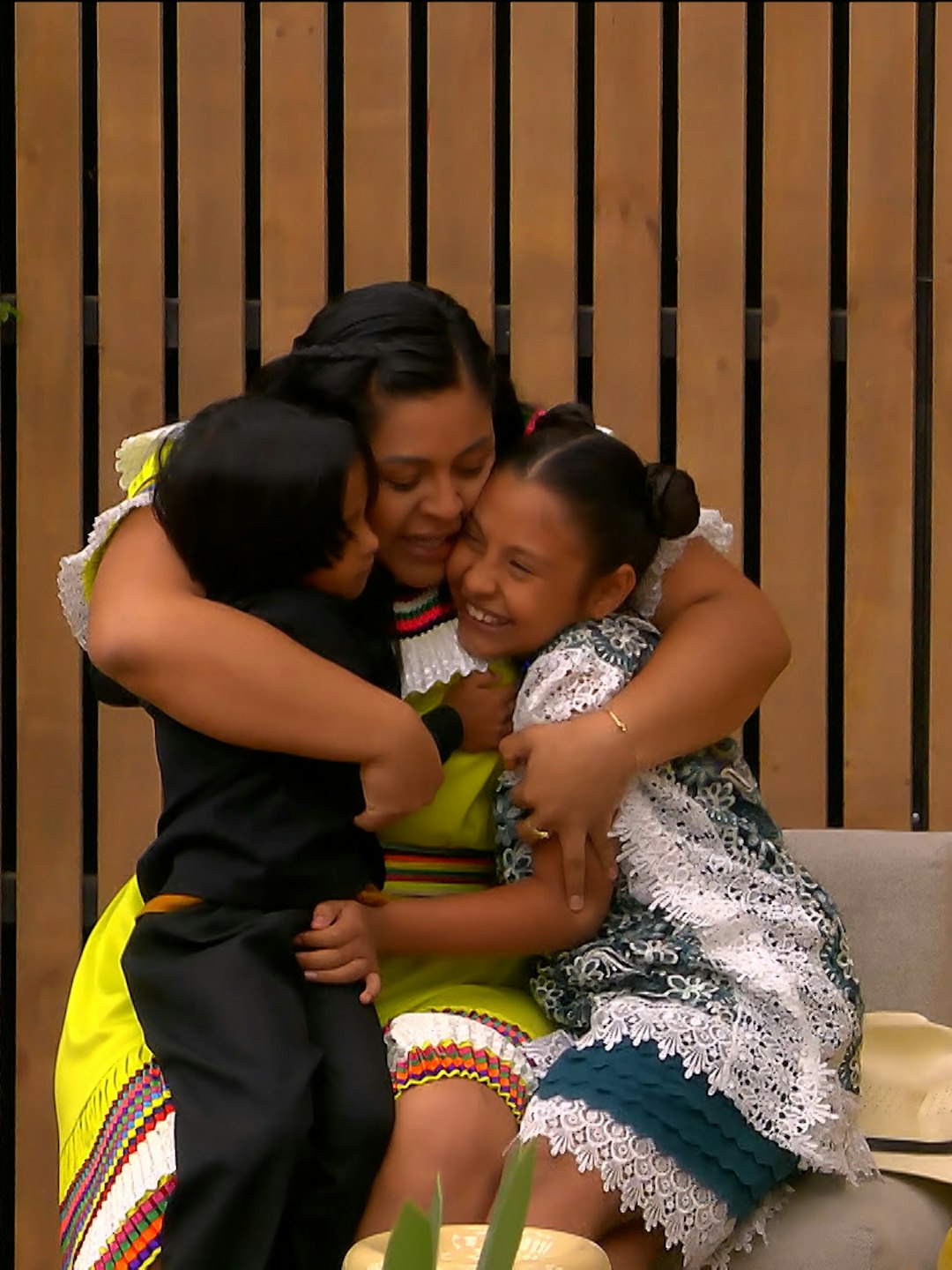 MasterChef 24/7 | Flor vive un emotivo momento al reencontrarse con sus hijos