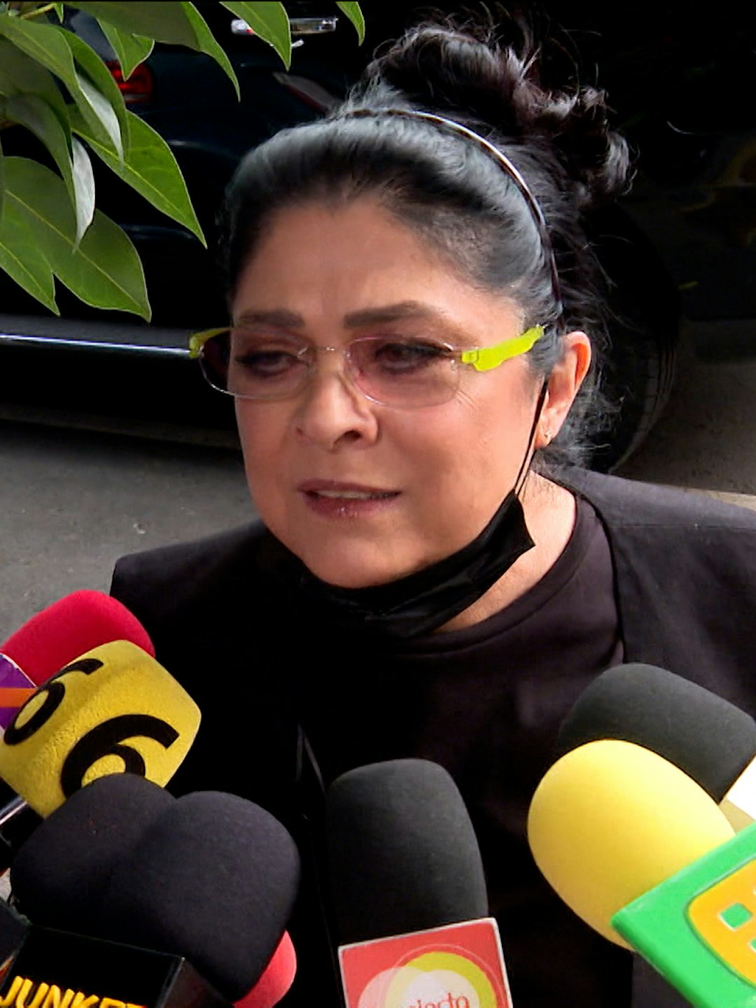 "¡Ya aprendió algo!”, Victoria Ruffo reacciona al debut y la cercanía de Aitana y Eugenio Derbez