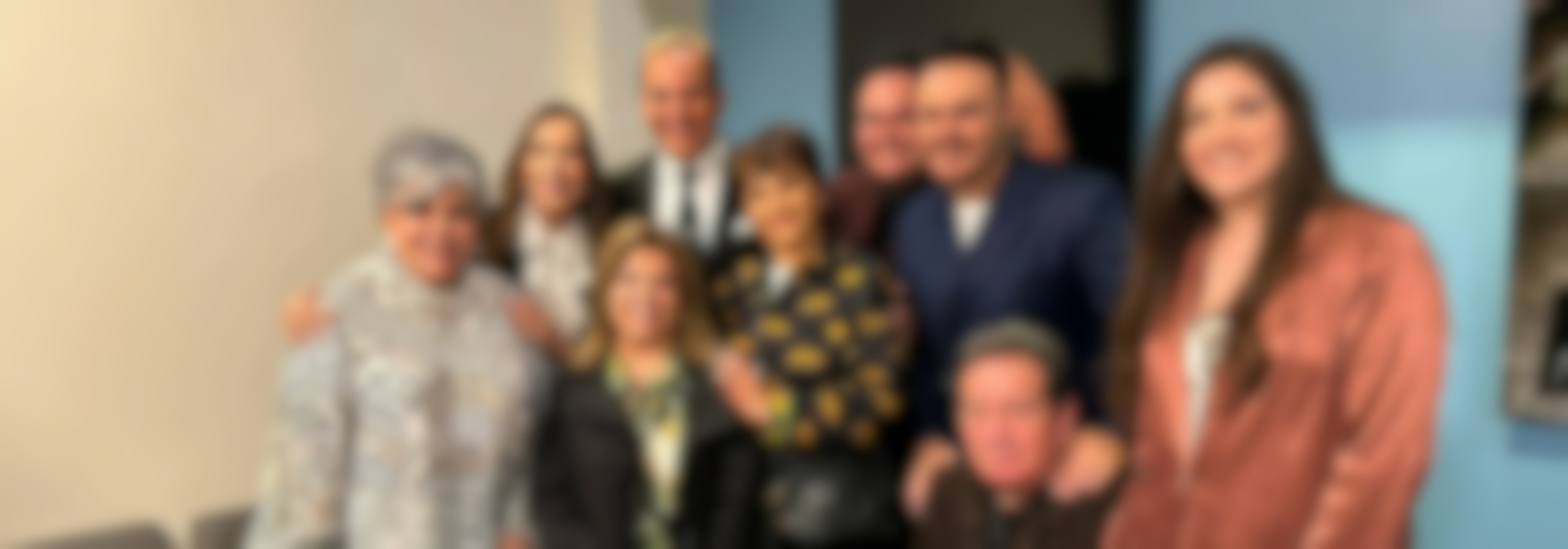 EN EXCLUSIVA: Cristian Castro triunfa en el Auditorio Nacional y Ángela reaparece junto a Verónica Castro