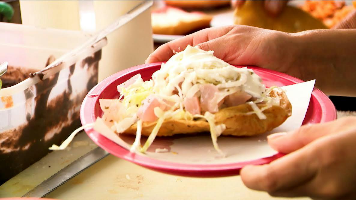 ¿Comer rico por 30 pesos? La Pura Sabrosura descubre estas garnachas 