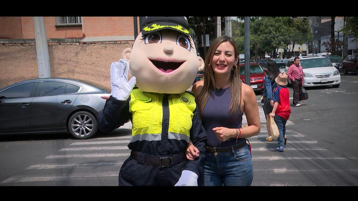 ¿Caminas correctamente por la calle? Alejandra Carvajal explica cómo caminar de manera segura 