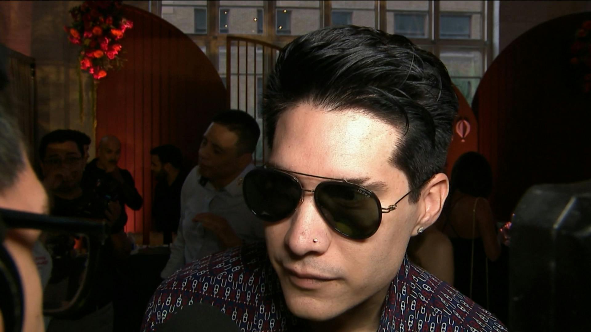 Chyno Miranda estalla al ser cuestionado sobre sus trances de salud: “¡Papi, yo estoy bien!”