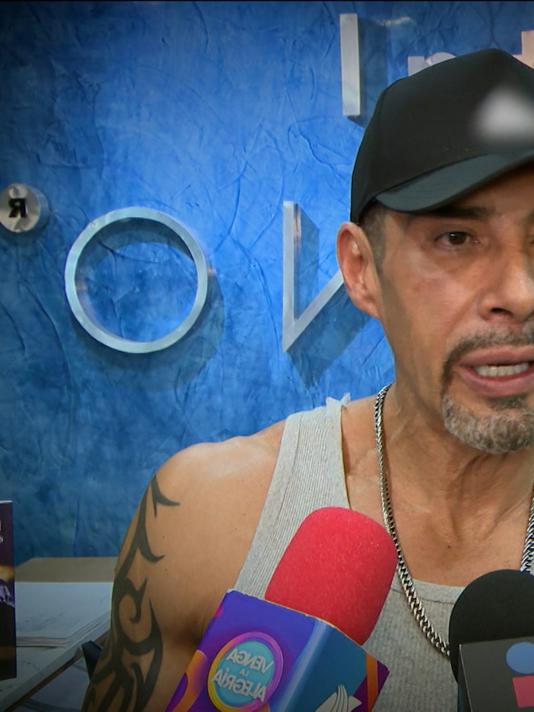 "¡Los tengo bloqueados!”, Charly López responde ante los señalamientos de abandono a su mamá