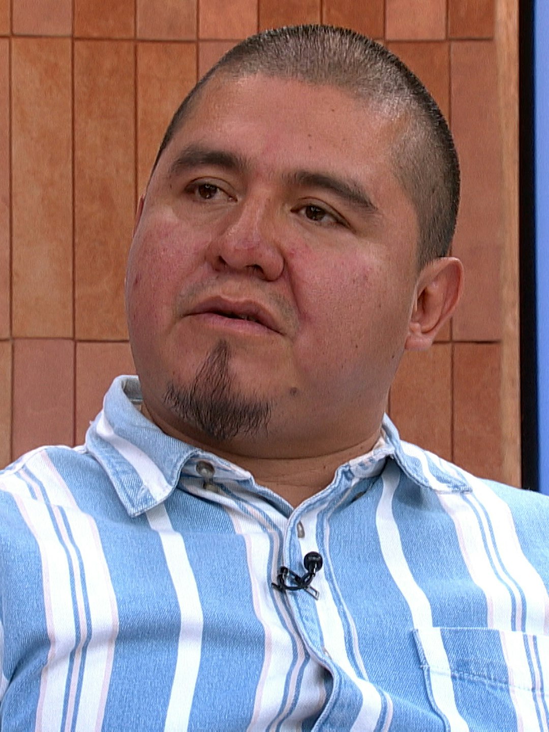 ¡Esto sí son celos! Armando sufre los celos enfermizos de su mujer