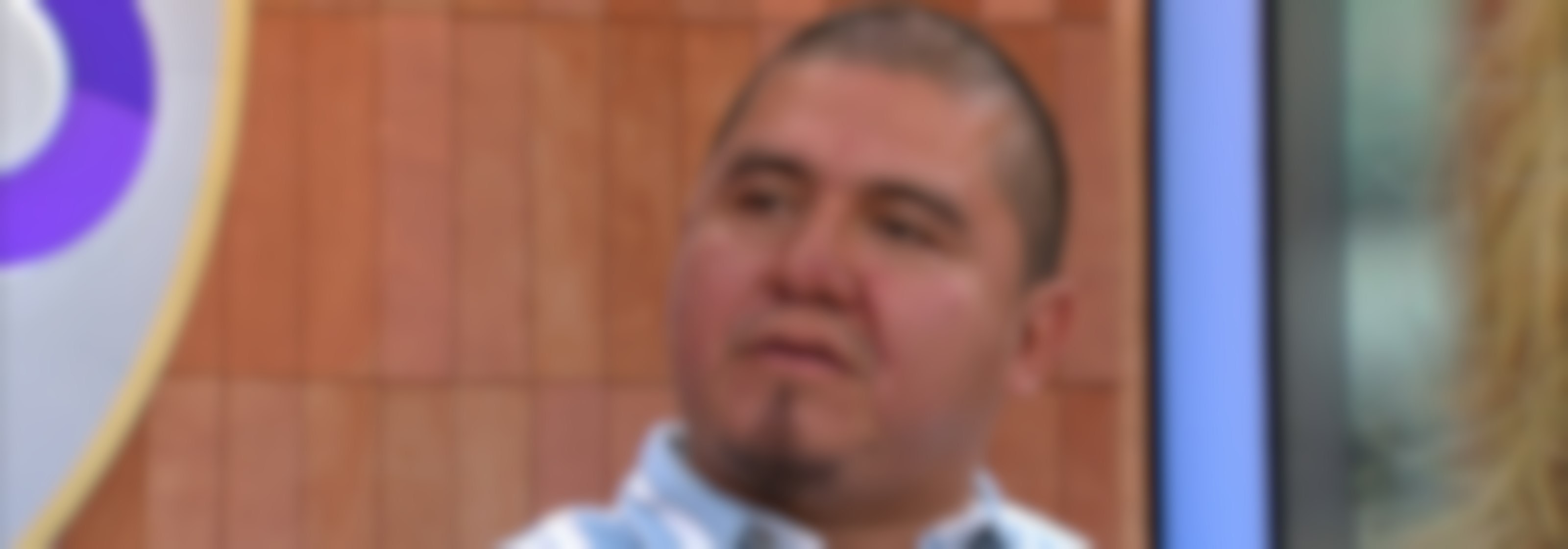 ¡Esto sí son celos! Armando sufre los celos enfermizos de su mujer