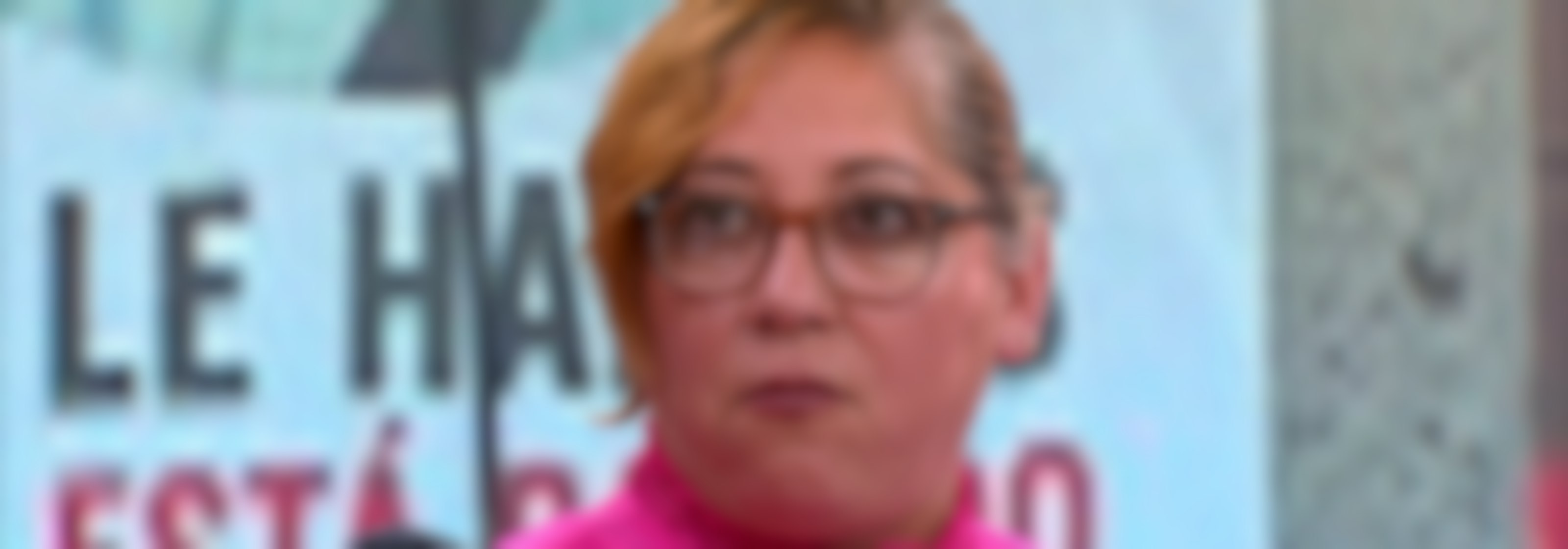 "¡Que nadie le hable!”, Gabriela no permite que ninguna mujer le hable a su esposo