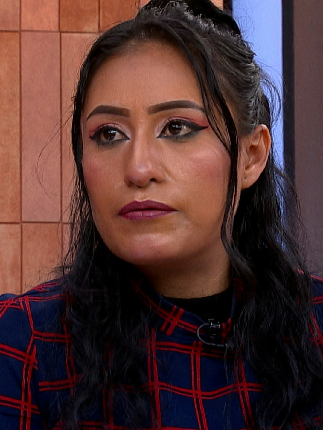 ¡Llora todo el día! Mónica está cansada de los lamentos de su tía