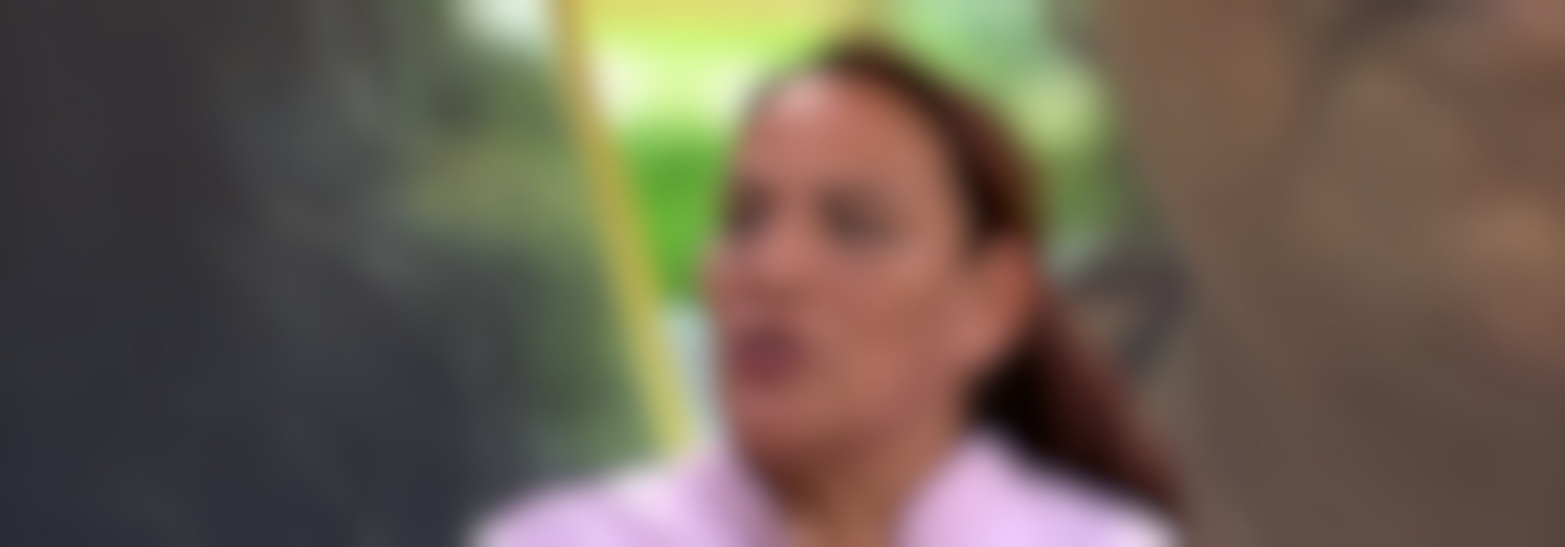 ¡Mejor apoyan sus amigas que su familia! Maribel y sus vecinos hicieron una colecta para ayudar a Monserrat