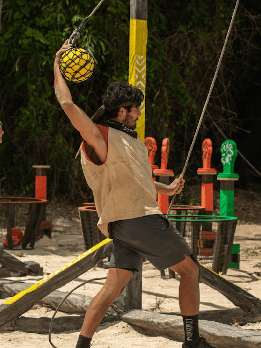 ¡Inicia el primer encuentro! Los sobrevivientes se enfrentan al circuito para definir el primer finalista de Survivor México