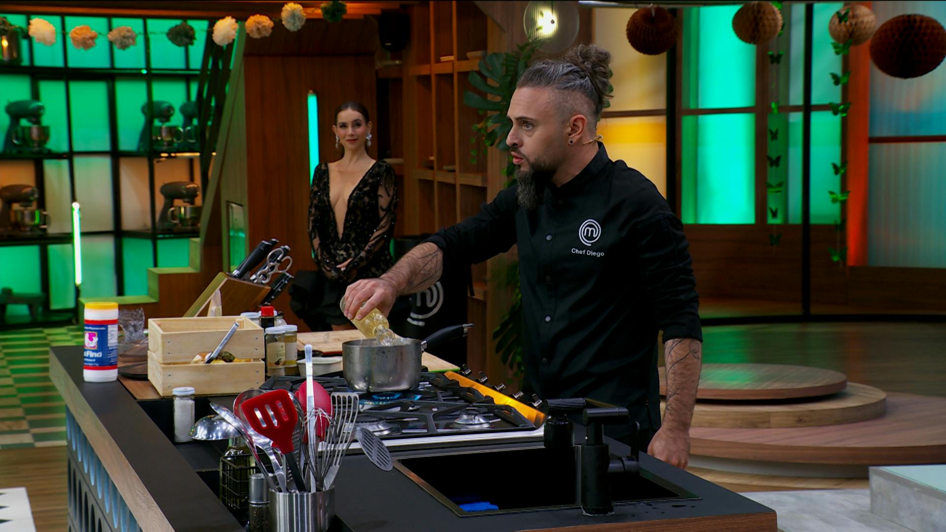 MasterChef 24/7 | Cuatro cocineros deberán seguir al Chef Diego Niño como un espejo