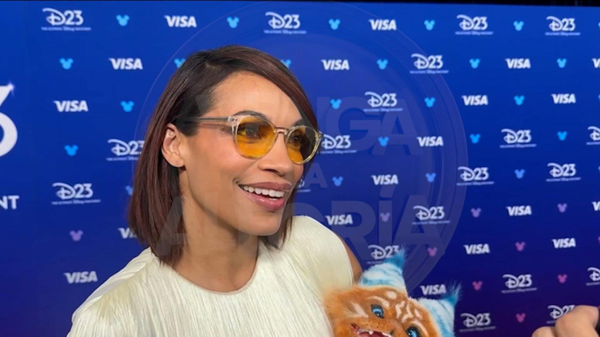 ¡Rosario Dawson y Hayden Christensen revelan detalles de Ahsoka segunda temporada en la D23 de Disney!