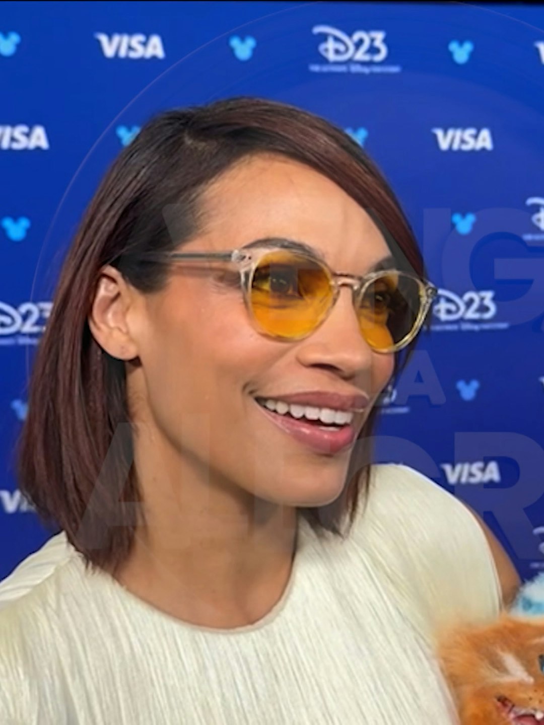 ¡Rosario Dawson y Hayden Christensen revelan detalles de Ahsoka segunda temporada en la D23 de Disney!