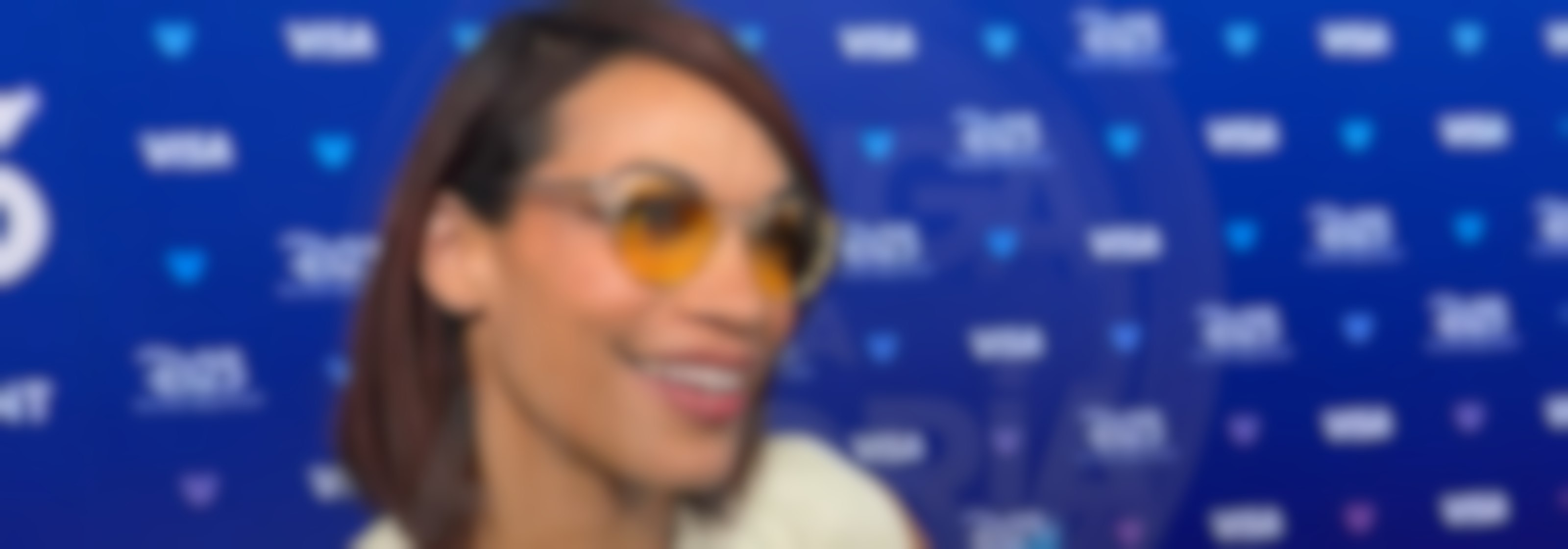 ¡Rosario Dawson y Hayden Christensen revelan detalles de Ahsoka segunda temporada en la D23 de Disney!