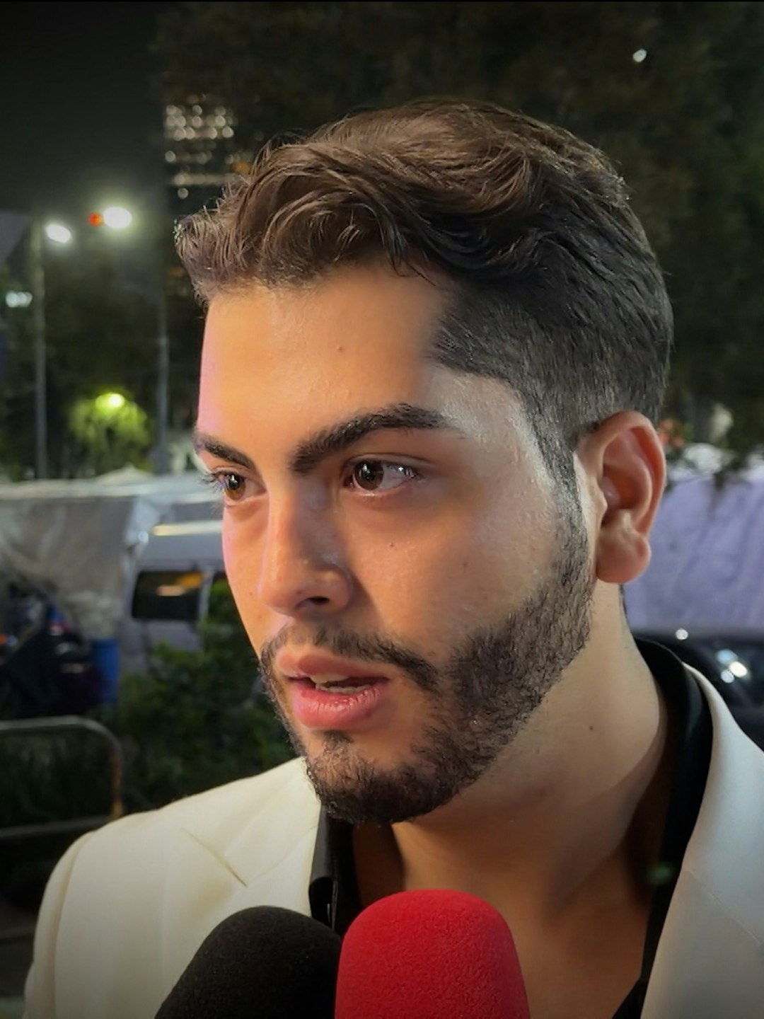 ¡El tema de Ana Bárbara me vale mad*!, José Emilio Fernández busca alejarse de la controversias y habla de su sobrino