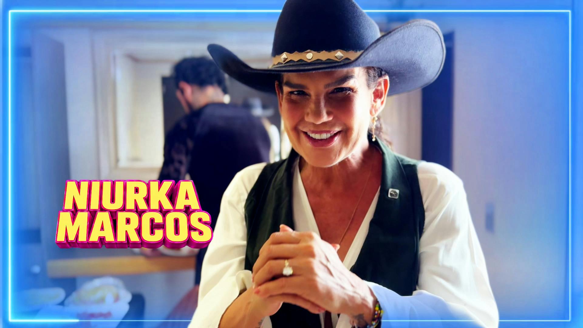 ¡En compañía de su prometido! Así se vivió el tour de medios de Niurka Marcos revelada de La Granja VIP Segunda Temporada