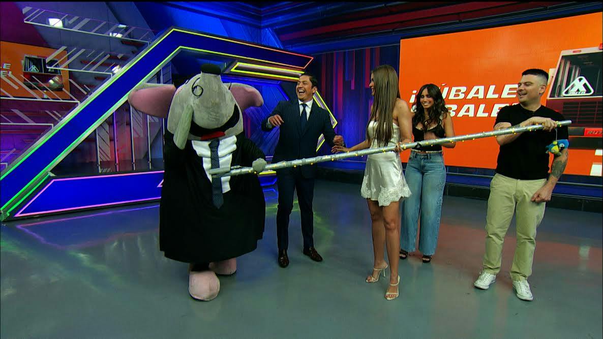 Al Extremo despidió a Uriel Estrada, quien enfrentará nuevos retos dentro de TV Azteca, y llegó con gastonormia, polémica, historias de fe y mucha nostalgia