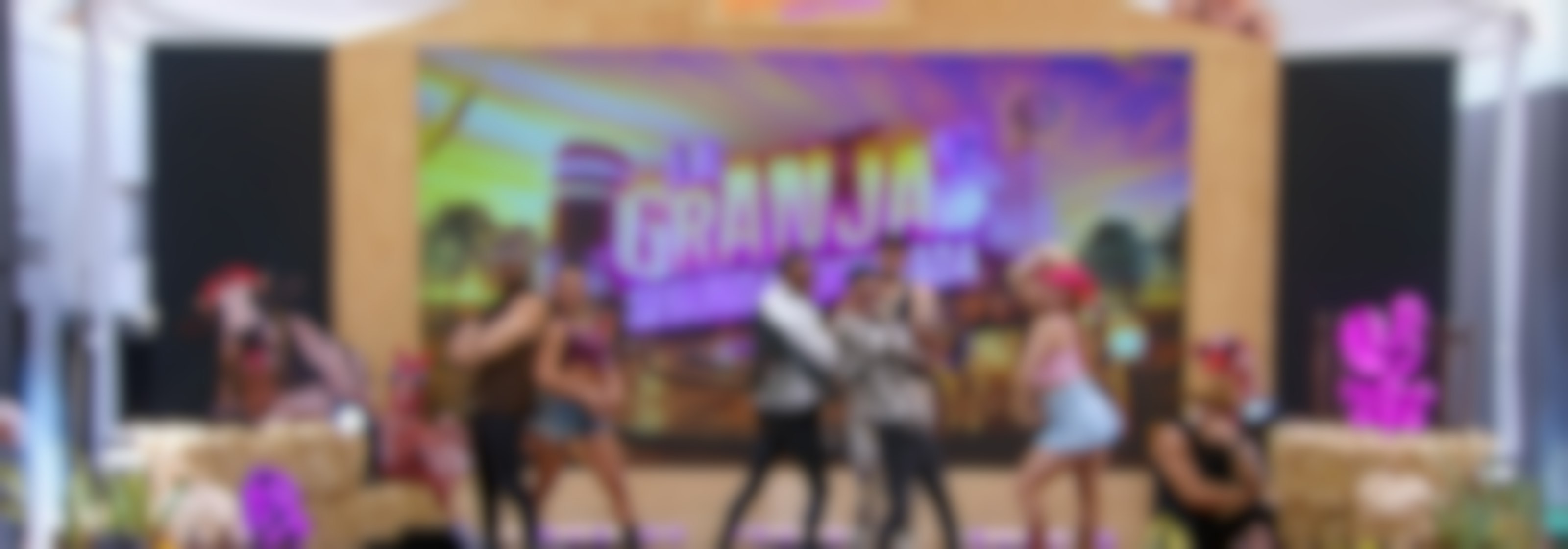 ¡Con letra y coreografía! Así interpretó Rey Grupero el tema oficial de La Granja VIP Segunda Temporada