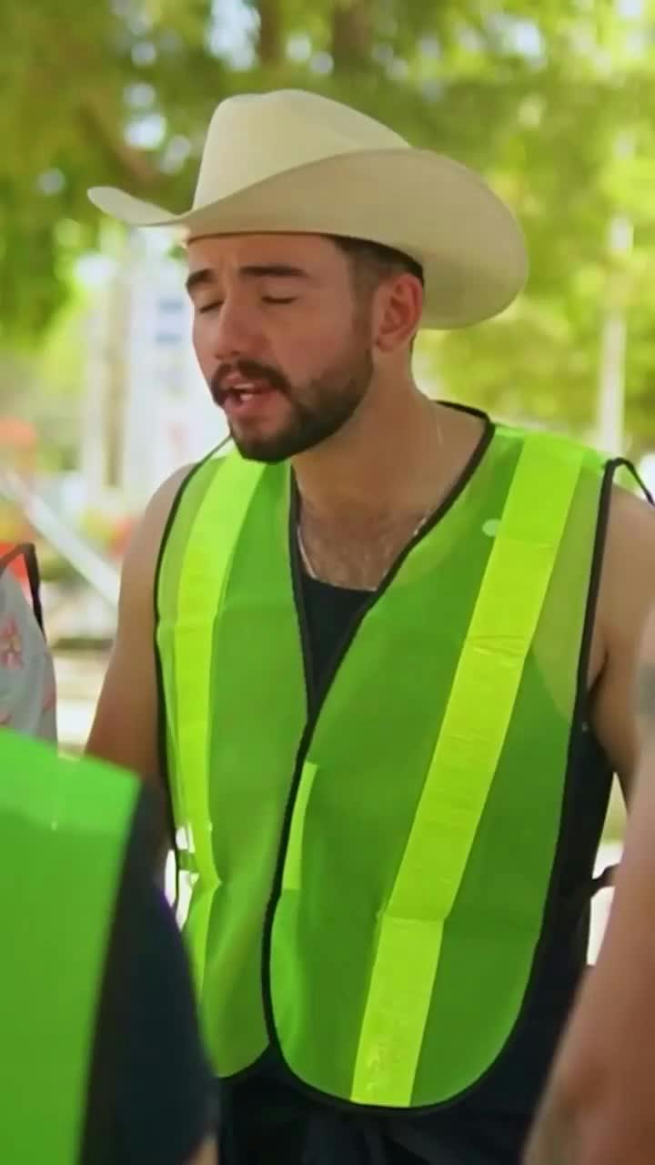 Parte 5 | Criticaron a barrendera por soñar con ser famosa