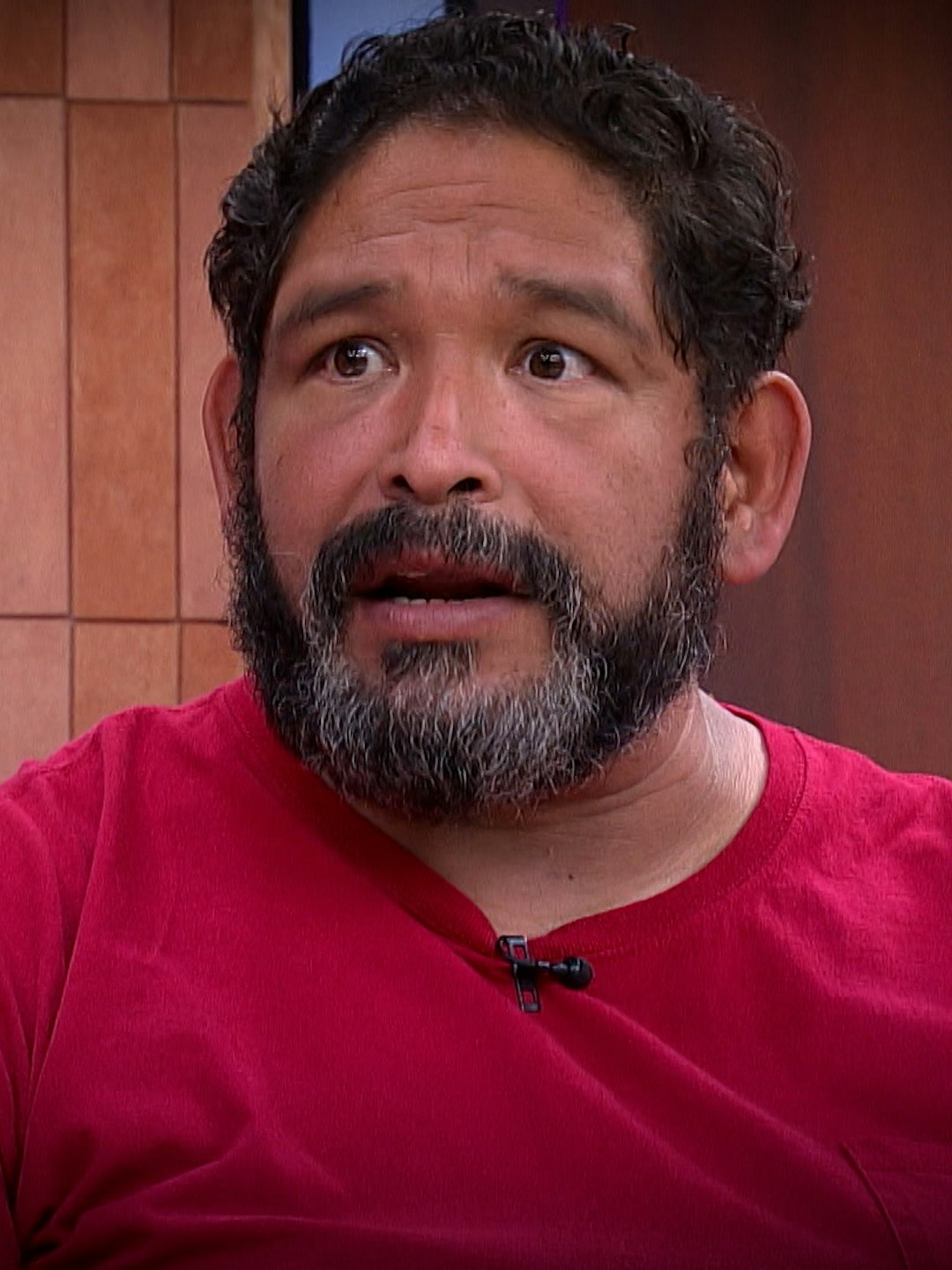 ¡La basura y la mugre se quitan! Manuel recolecta basura y su hija se avergüenza