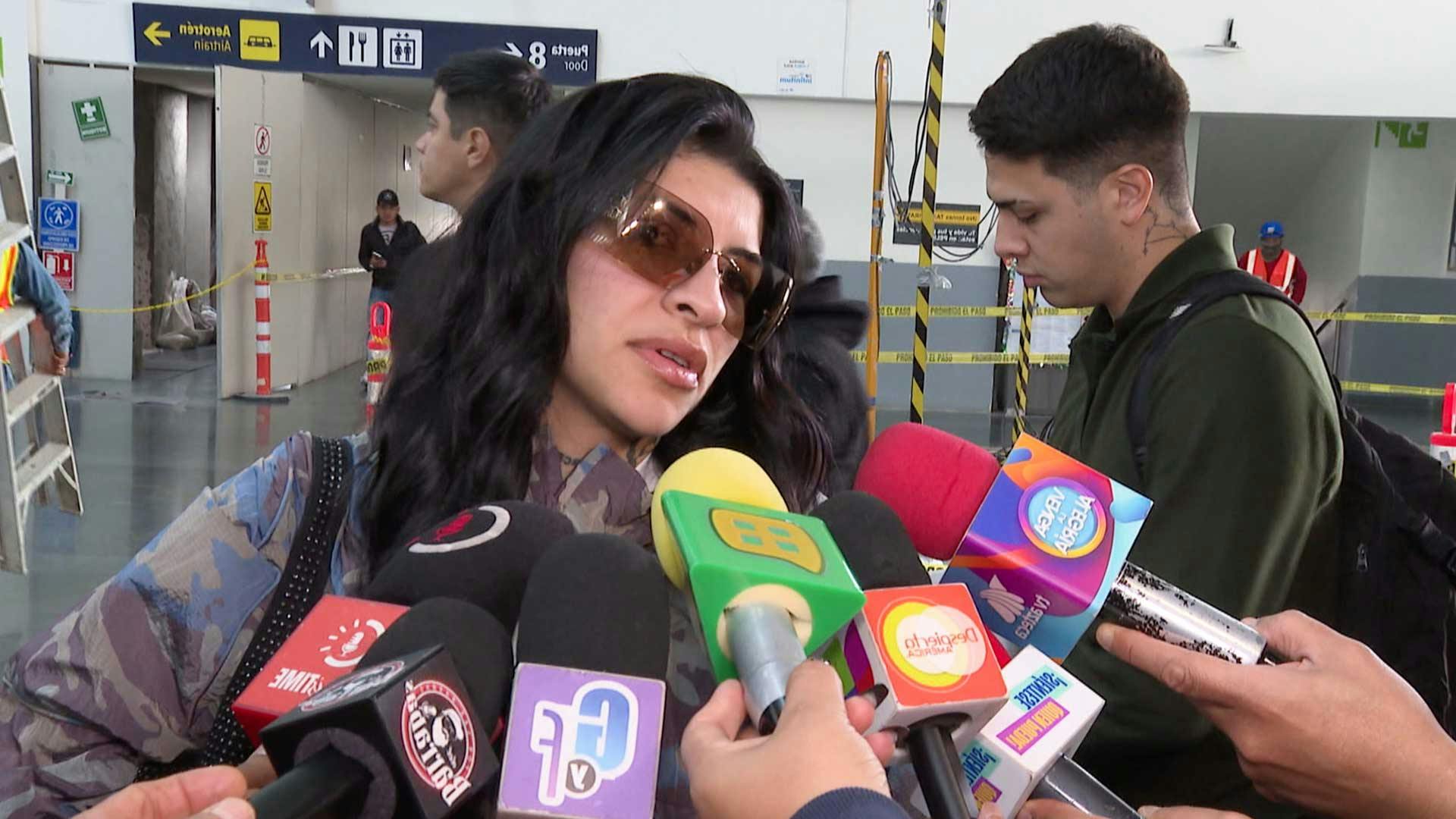 "¡Es una pelotudez!”, Cazzu reacciona a los rumores de colaboración con Belinda