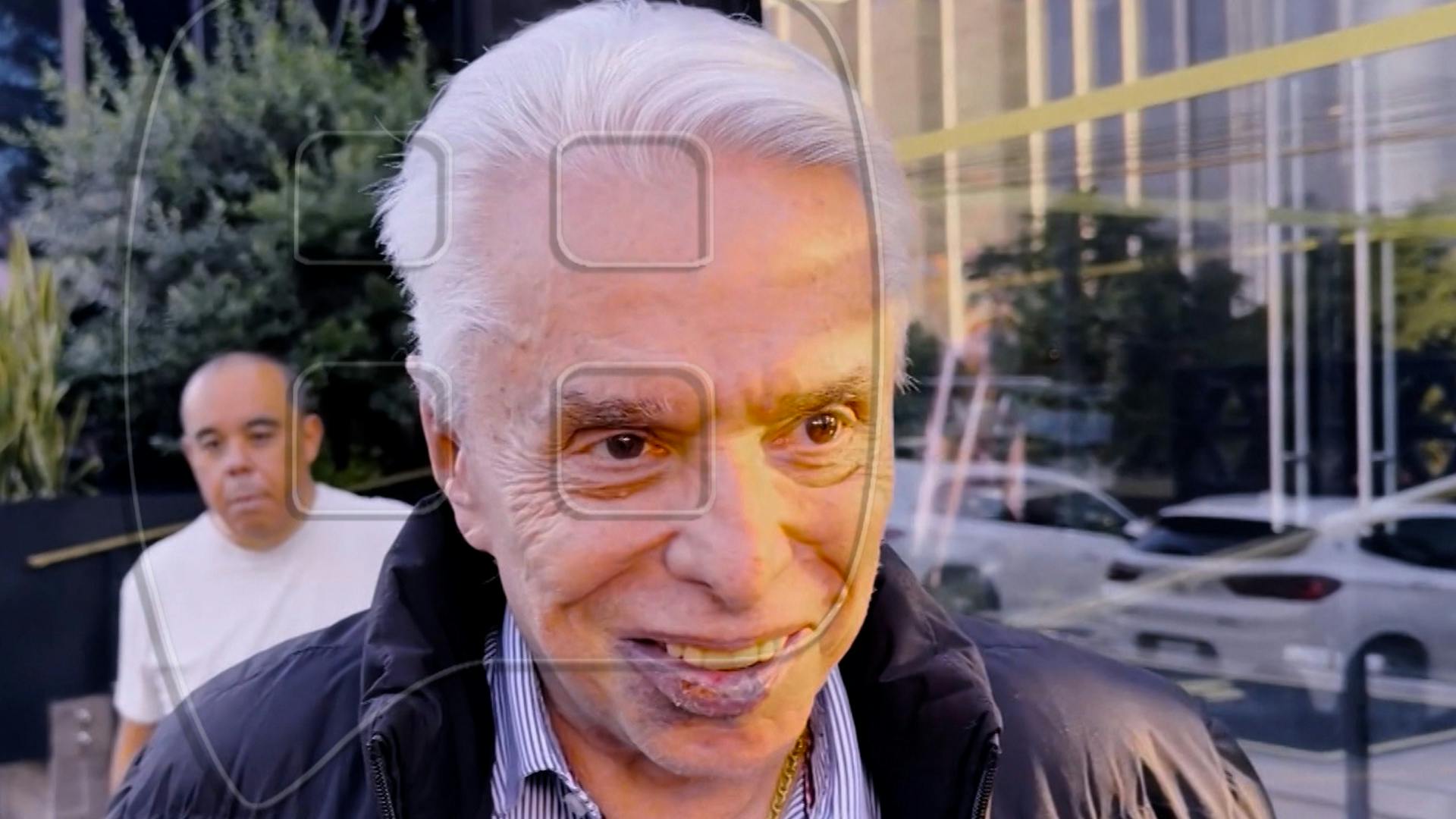 Enrique Guzmán se NIEGA a hablar sobre Silvia Pinal, a un año de su muerte: “Otro día hablamos de eso”