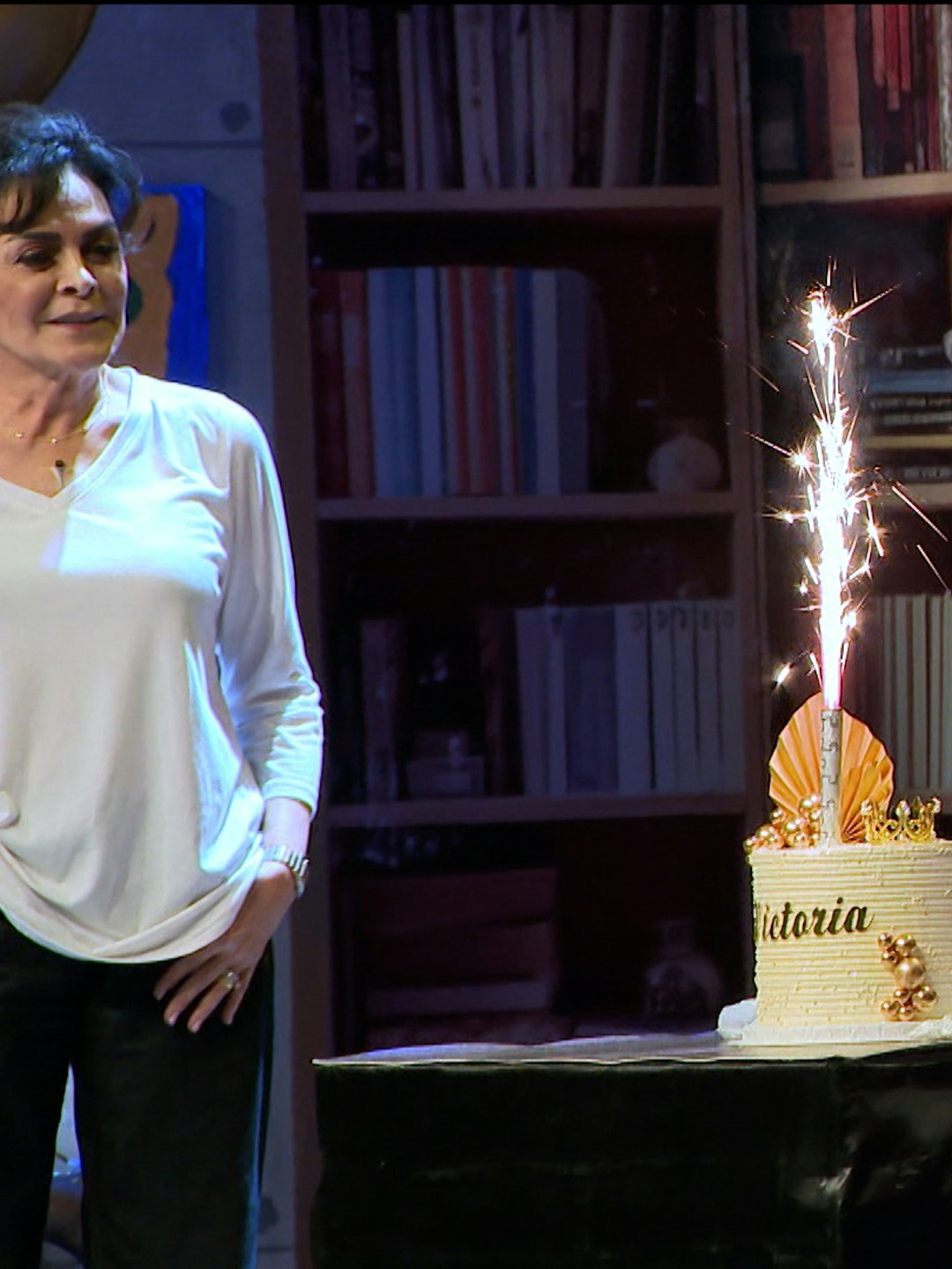 Victoria Ruffo celebra 64 años y recibe inesperada felicitación de Alejandro Fernández