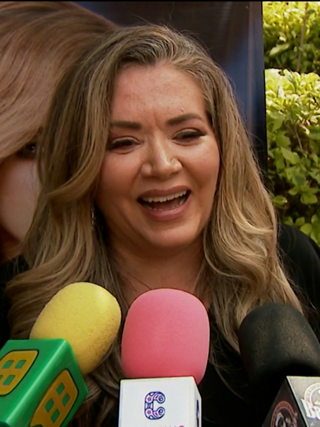 Aranza rompe en llanto tras revelar que Julián Figueroa le coqueteó estando casado: “Imelda, tranquila. No pasó nada”