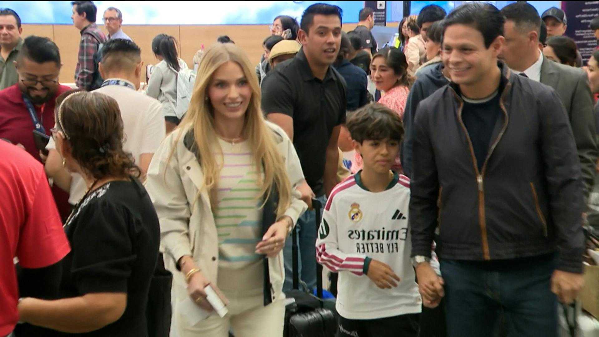 Irina Baeva y Giovanni Medina reaccionan a la polémica de Gabriel Soto: “El concepto del hombre es un rol de protector”