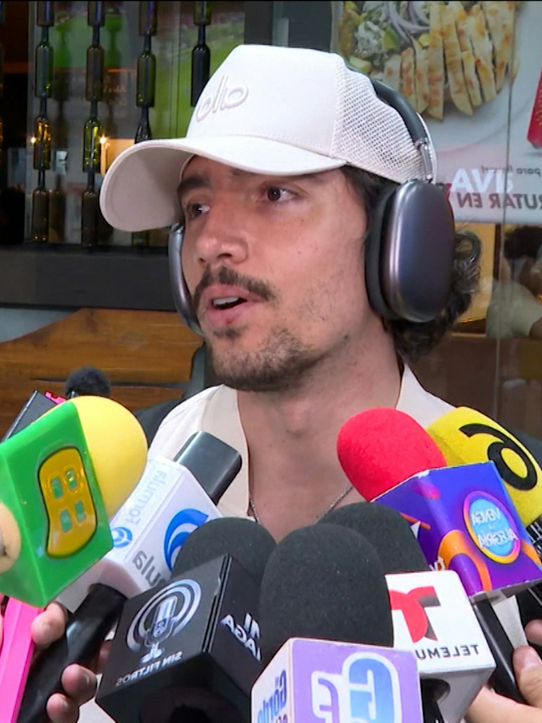 El consejo de Alex Fernández a Valentino Martin, hijo de Ricky Martin: “Yo acepto de dónde vengo”