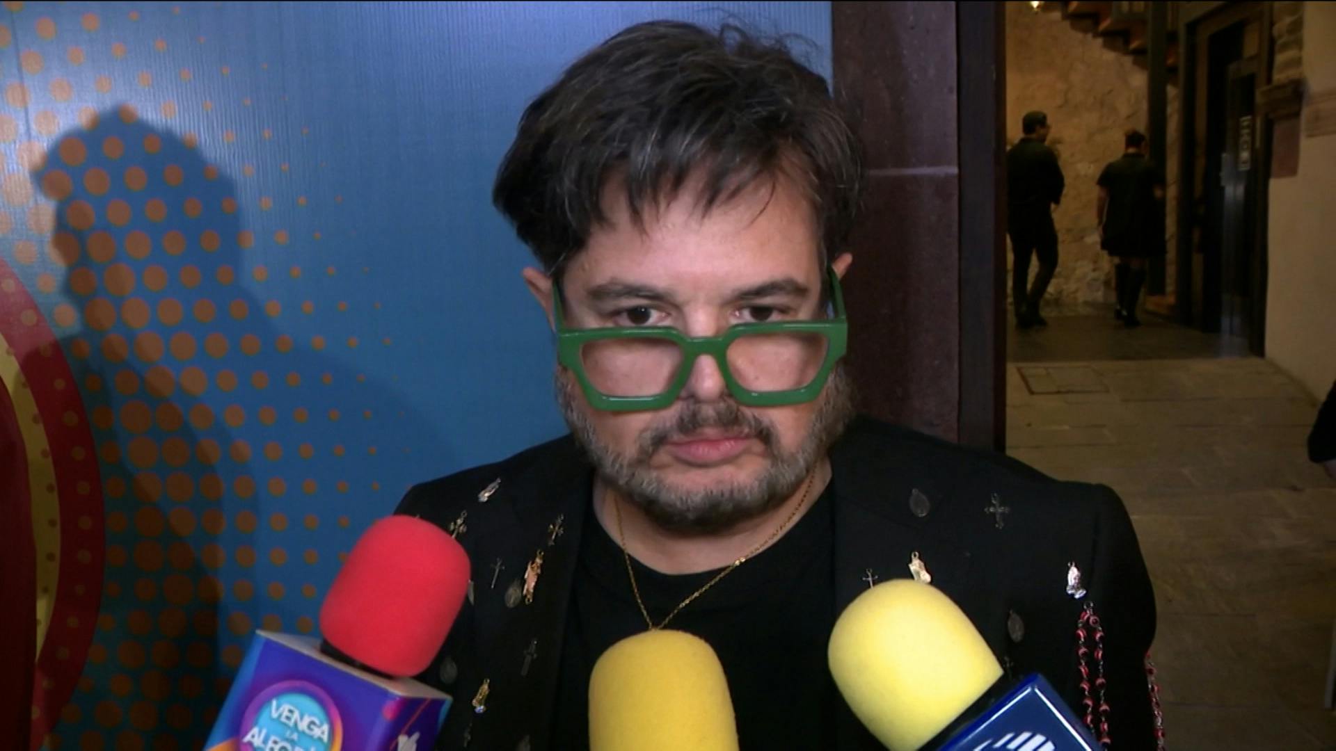 Alex Syntek sobre las polémicas que ha enfrentado a lo largo de su carrera: “Yo puedo meterlos a la cárcel”