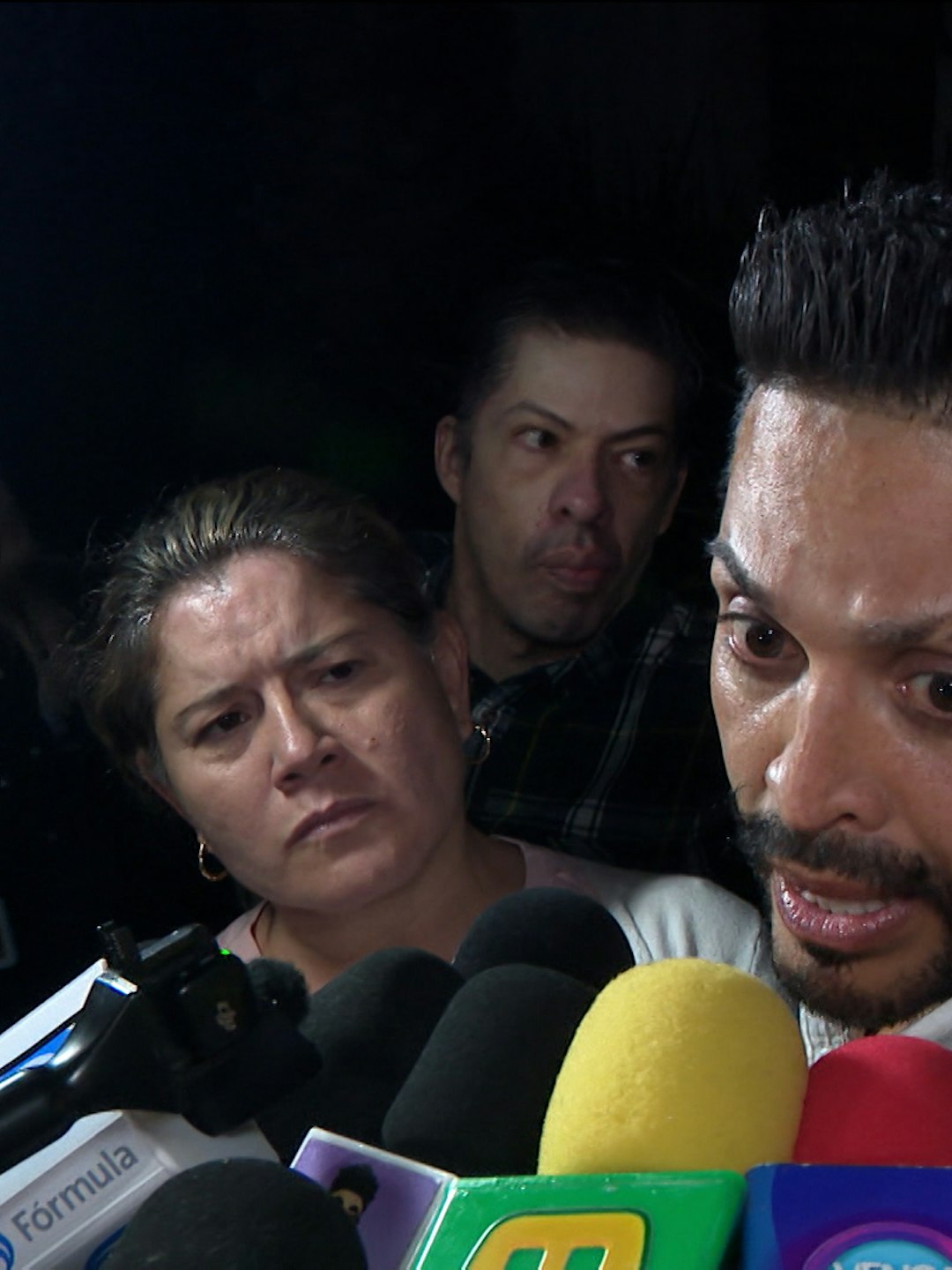 Omar Suárez descarta una colaboración con Aylín Mújica: “Está muy concentrada en lo que está haciendo”