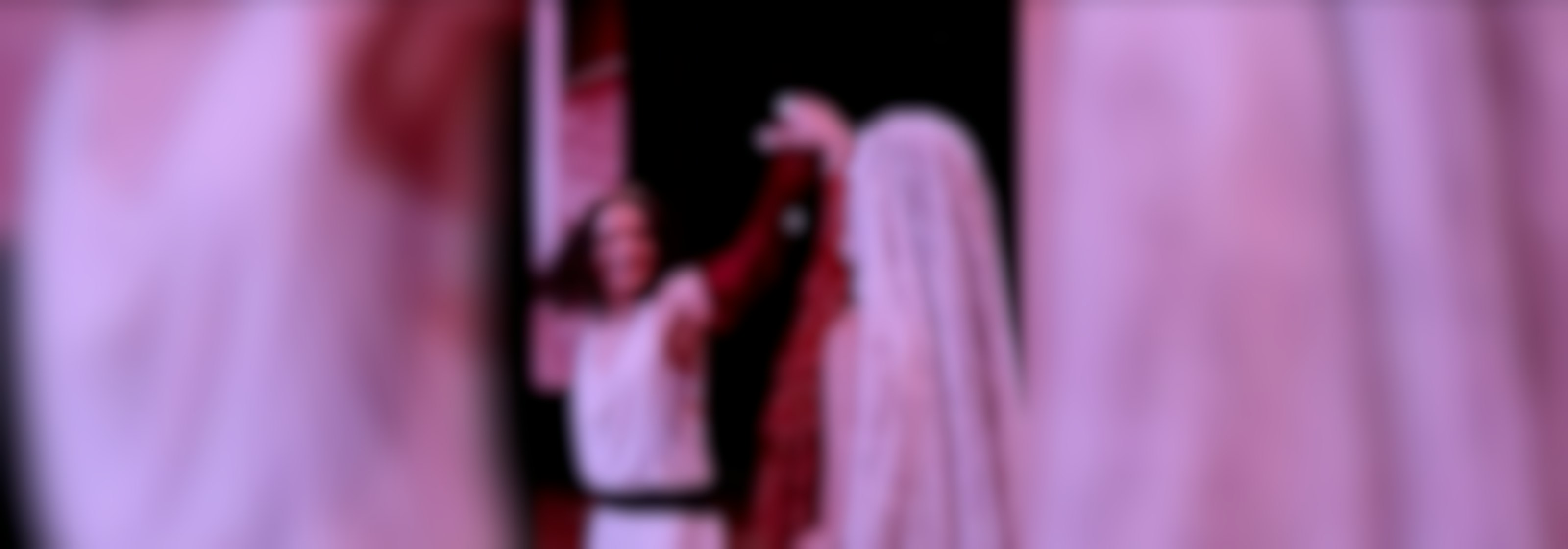 Rosalía invita a Yeri Mua a su famoso confesionario y revela detalles de su vida amorosa