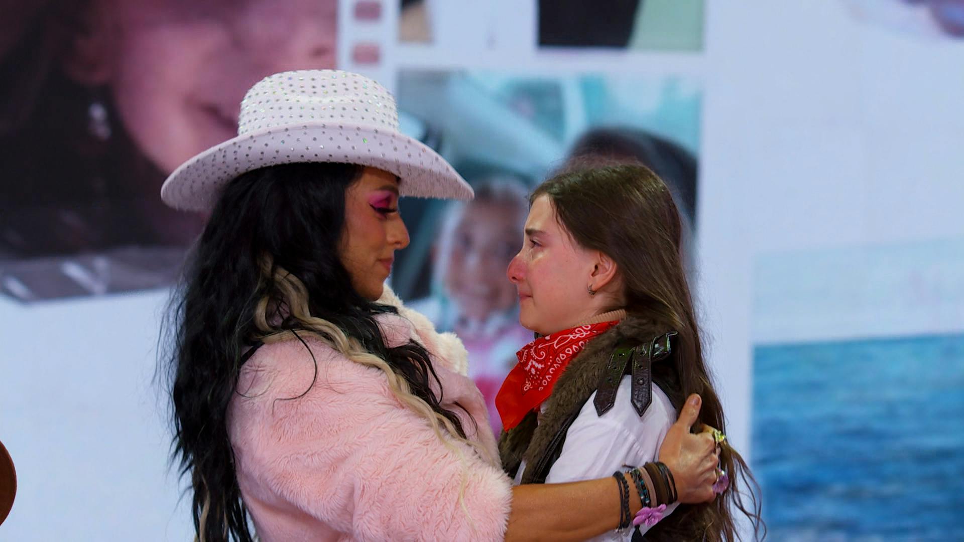 Ivonne Montero y su hija Antonella rompen en llanto en vivo antes de su entrada a La Granja VIP