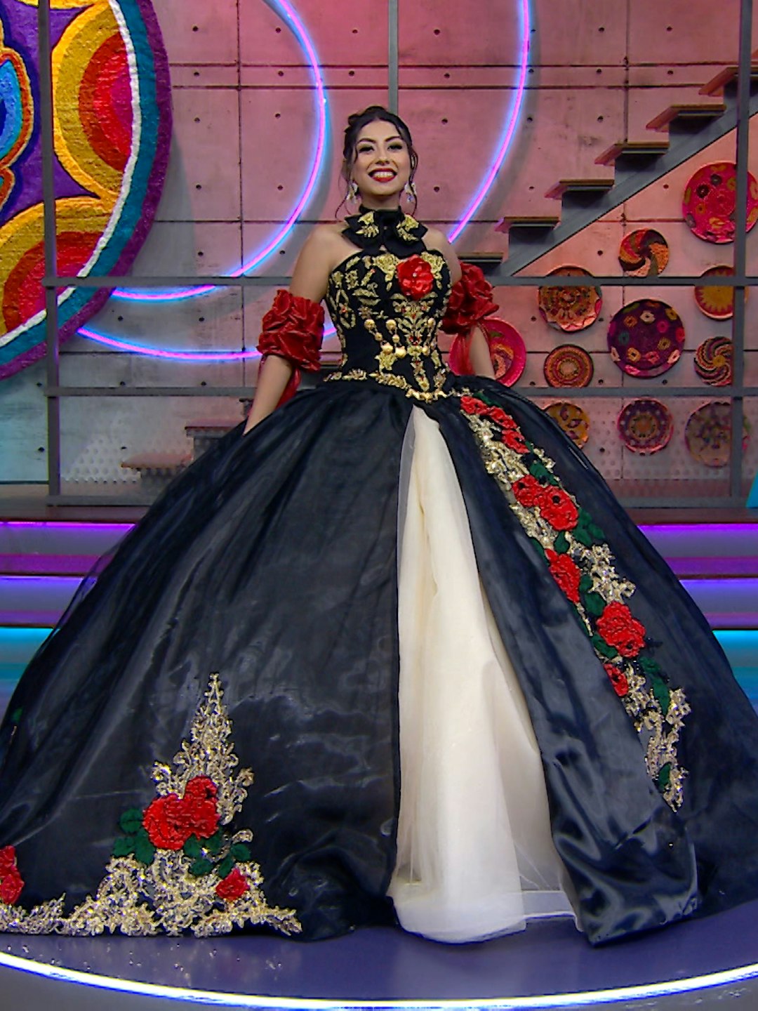 ¡Fiestas patrias con mucho glamur! Checa esta pasarela de vestidos mexicanos para las fiestas patrias